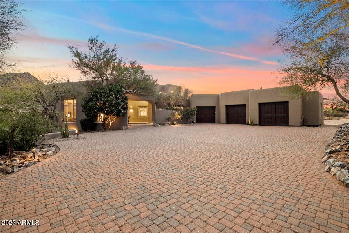 CANYON HEIGHTS - Residential