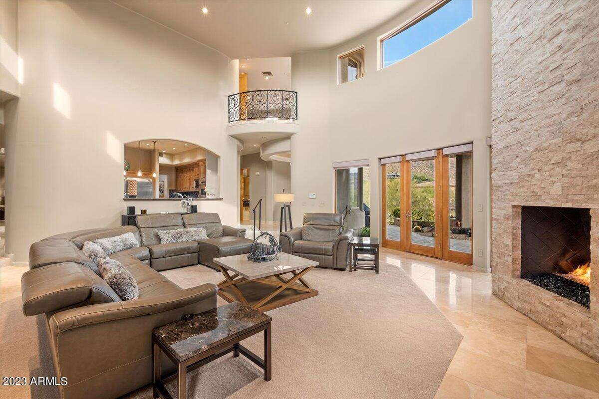 CANYON HEIGHTS - Residential