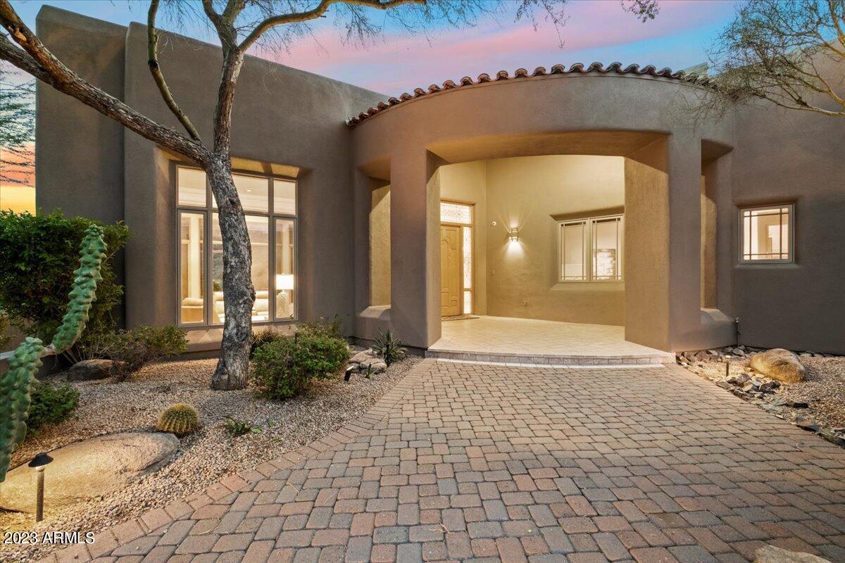 CANYON HEIGHTS - Residential