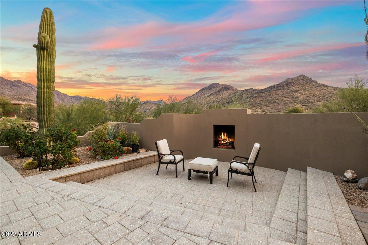 CANYON HEIGHTS - Residential