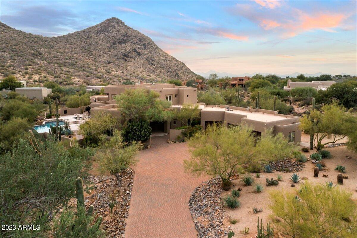 CANYON HEIGHTS - Residential