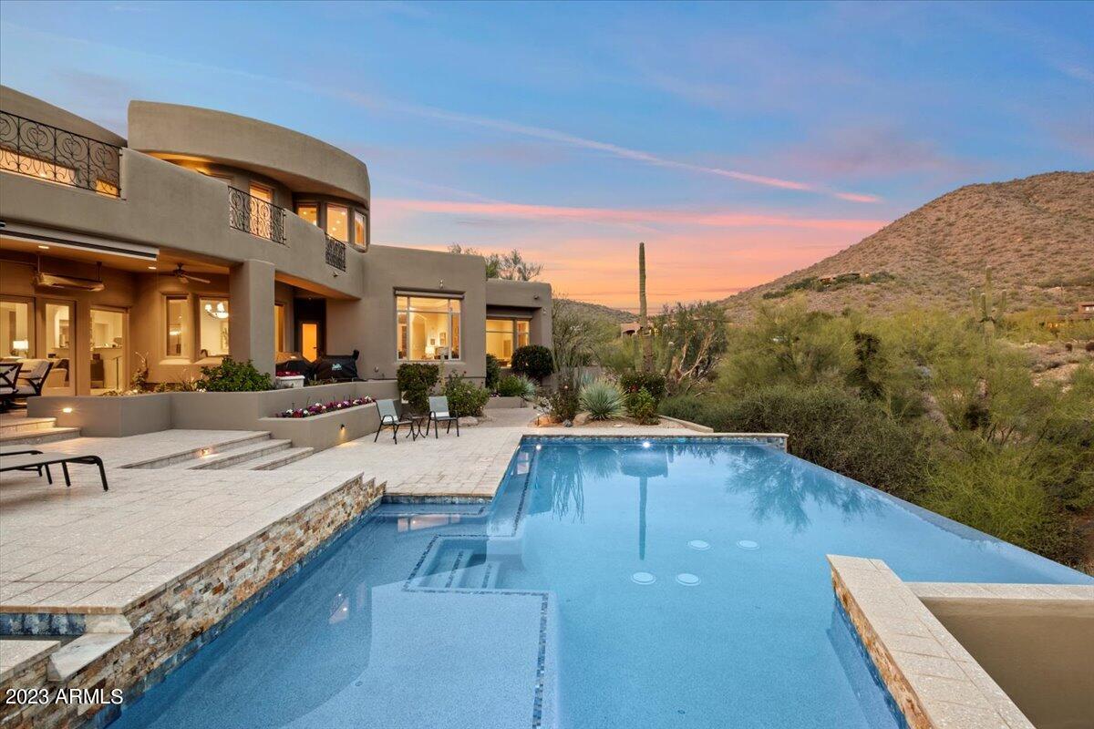 CANYON HEIGHTS - Residential