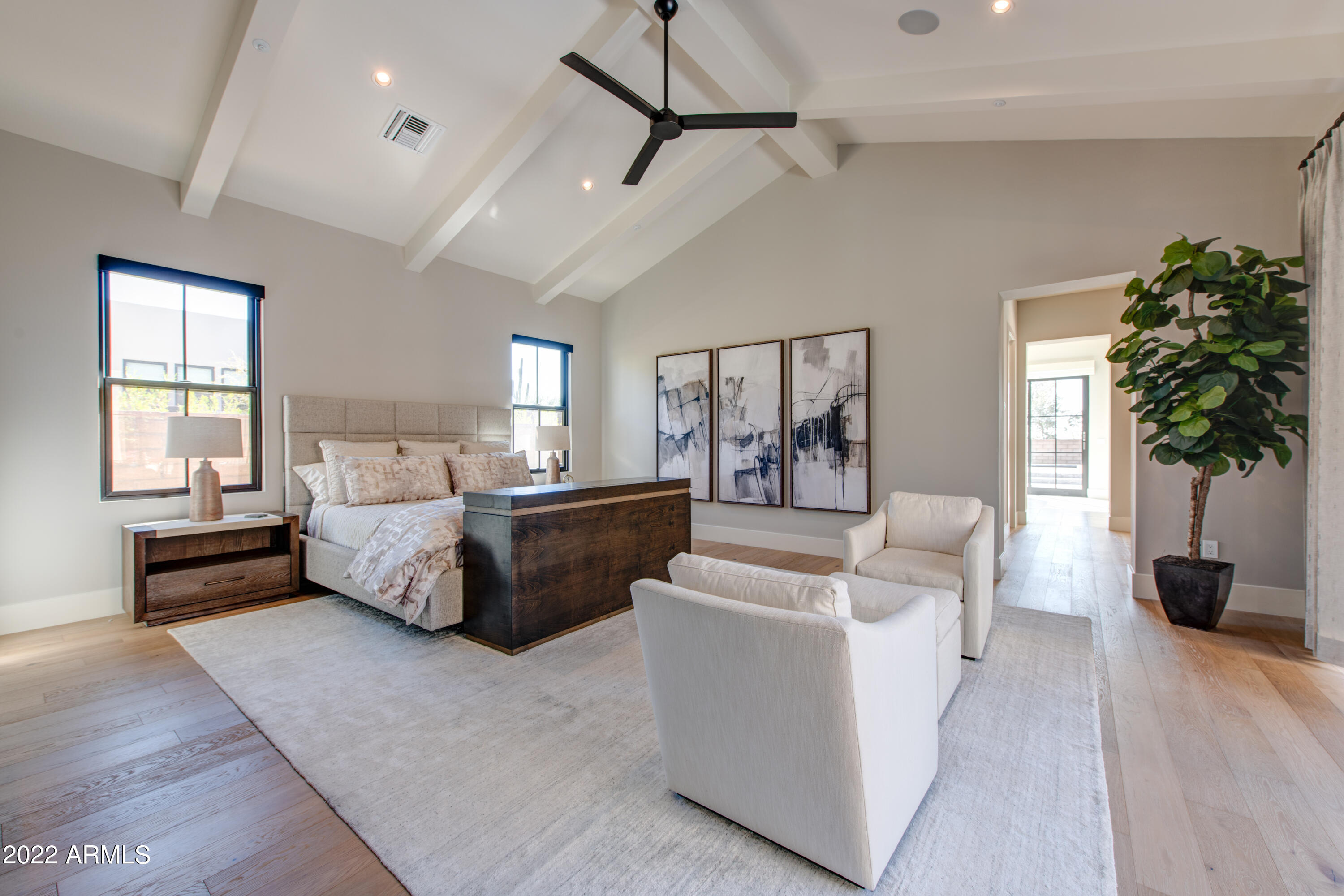 WHITE HORSE - Residential