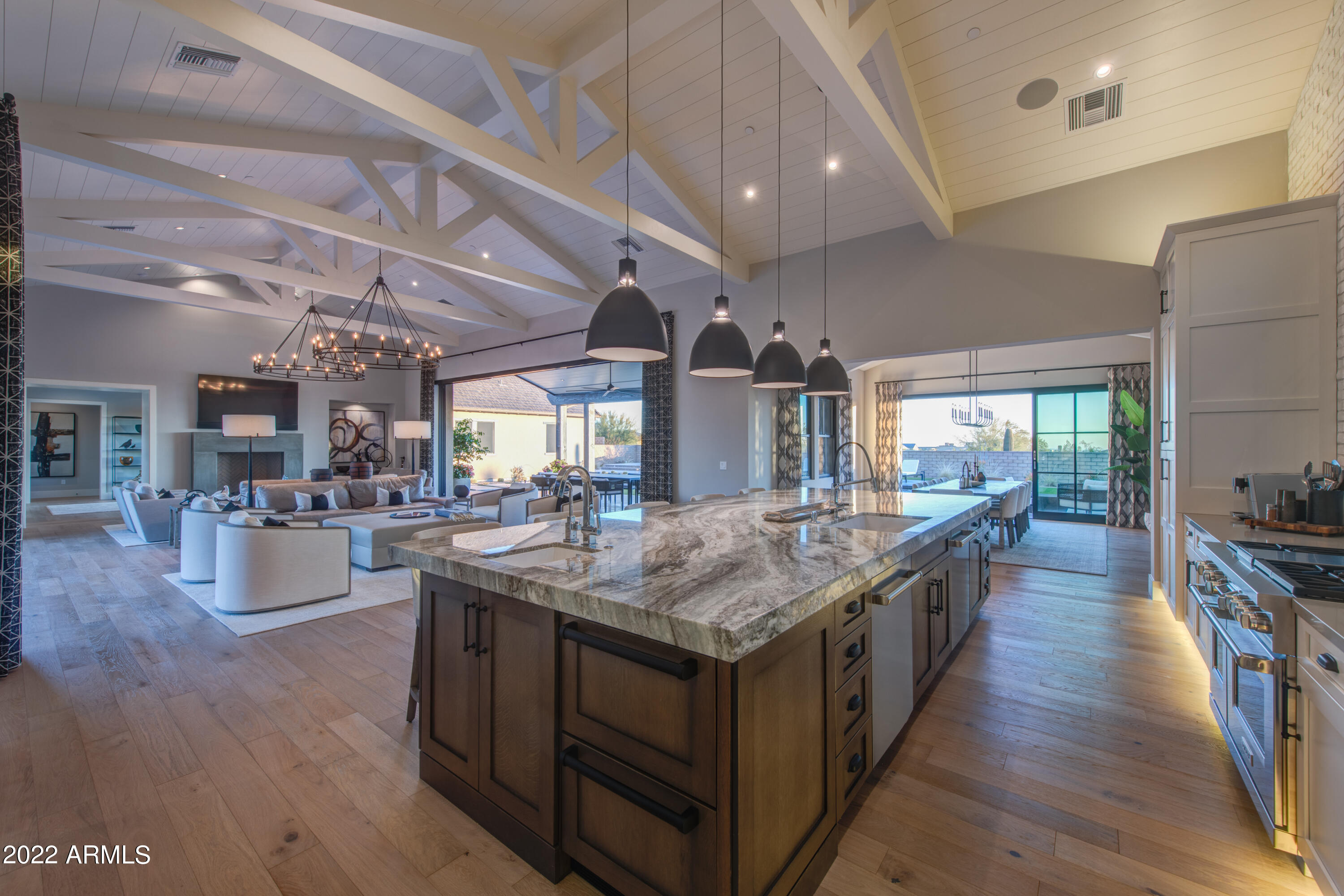 WHITE HORSE - Residential
