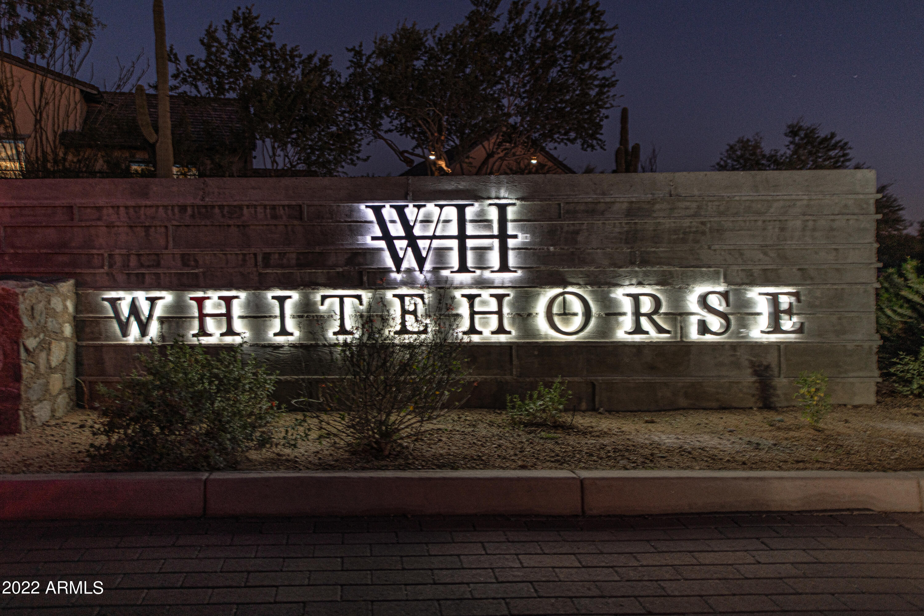 WHITE HORSE - Residential