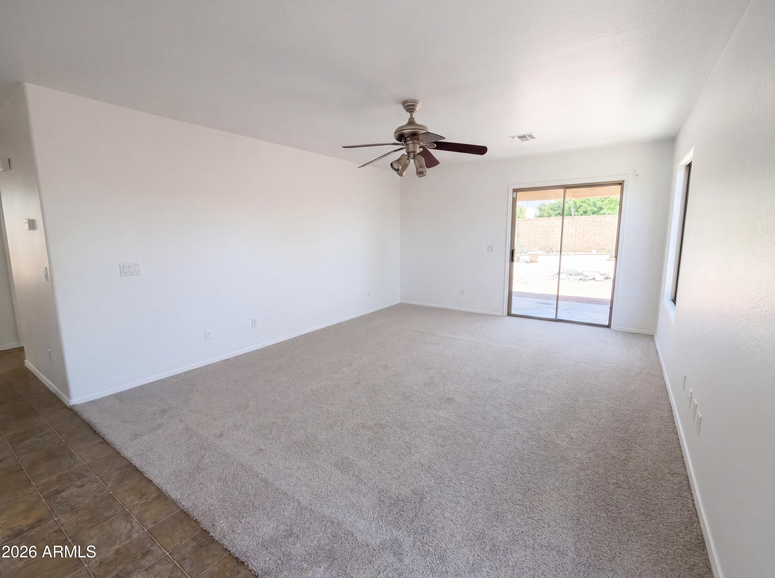 DREAMING SUMMIT UNIT 2B - Residential