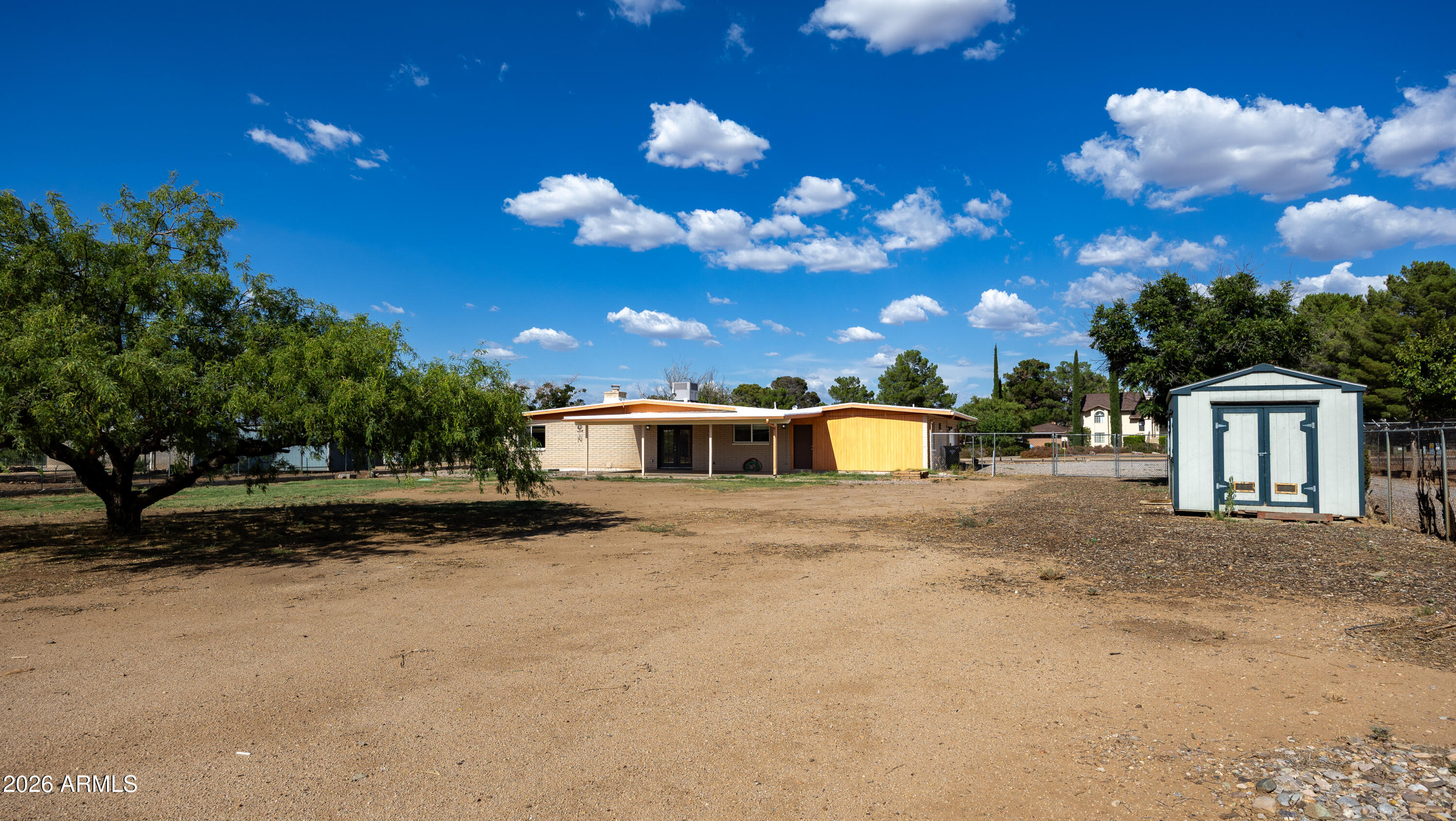 TOWN & COUNTRY ESTATES 4 - Residential