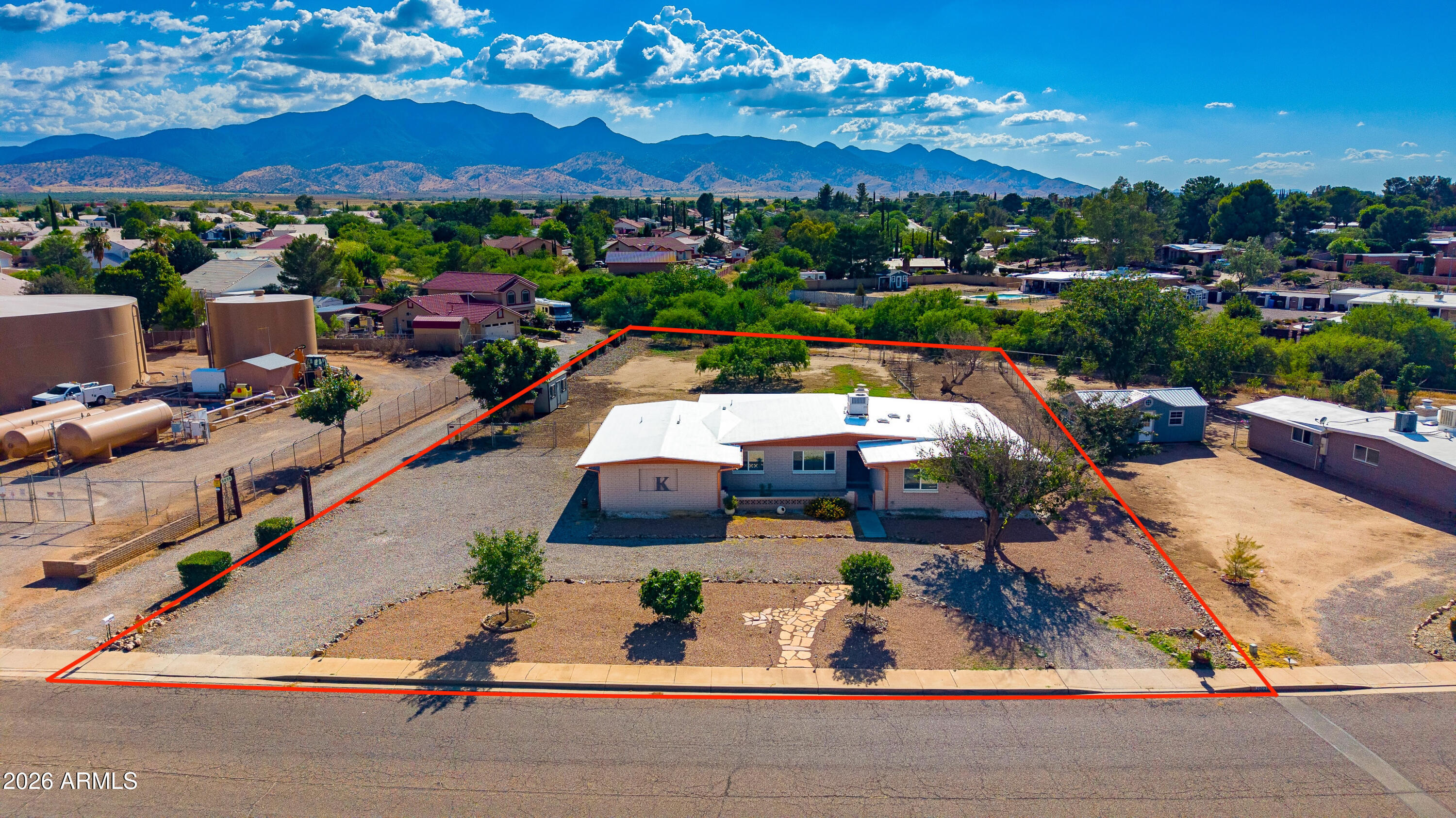 TOWN & COUNTRY ESTATES 4 - Residential