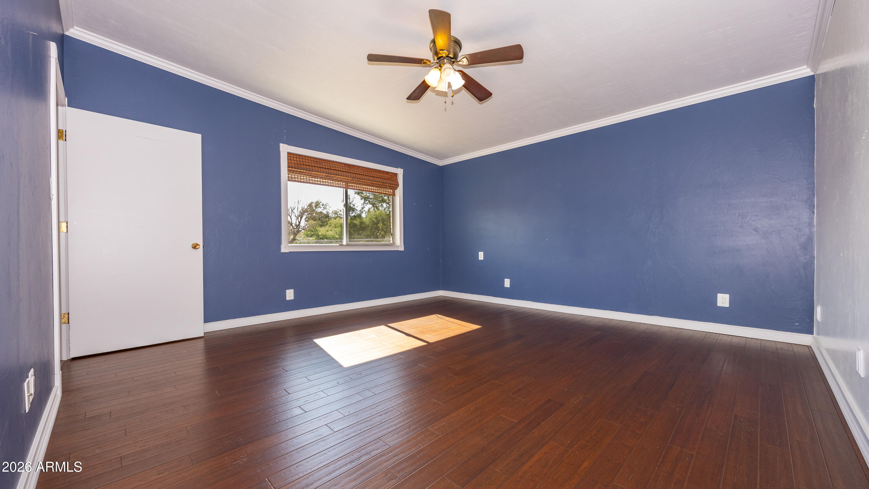 TOWN & COUNTRY ESTATES 4 - Residential