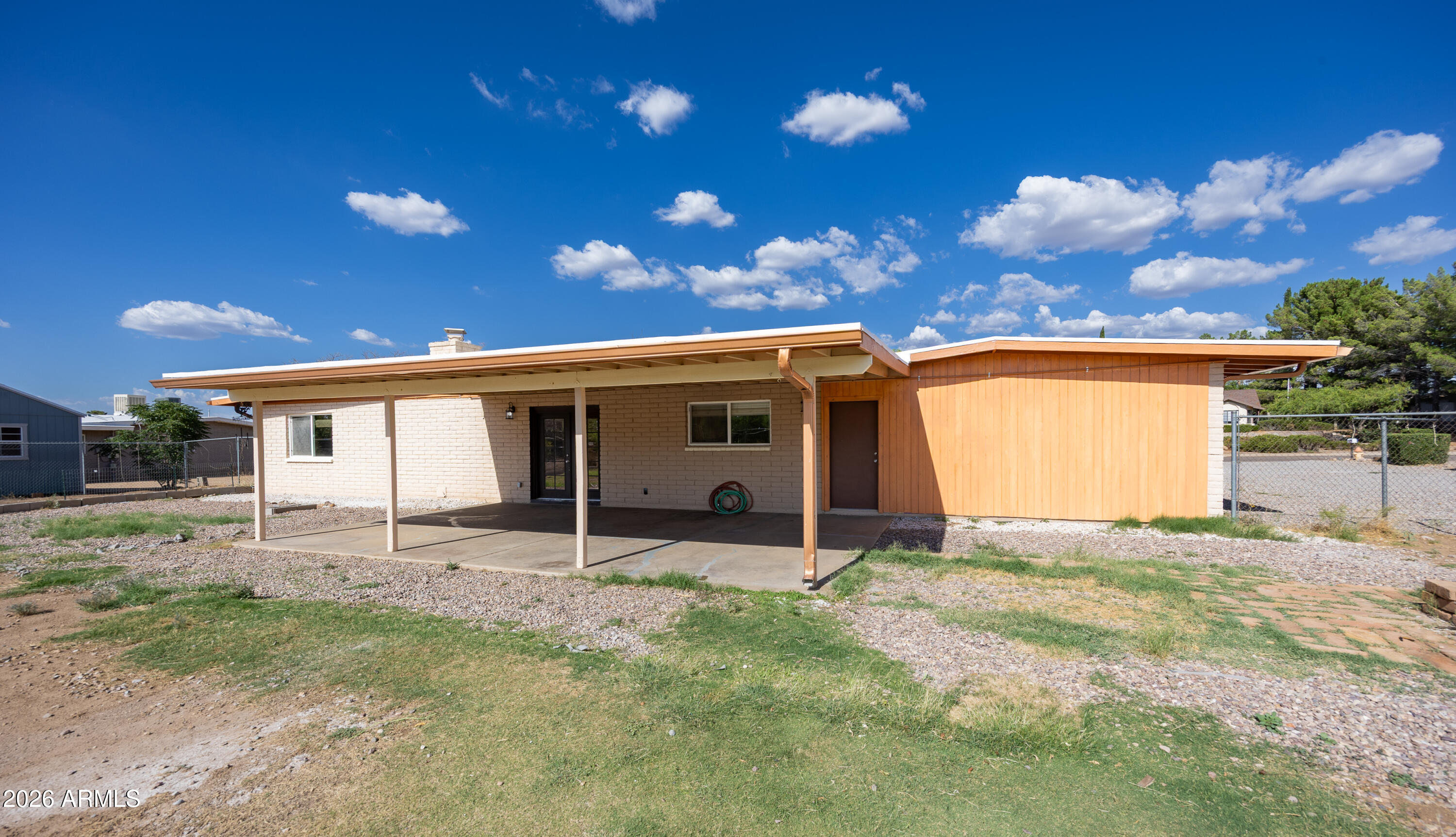 TOWN & COUNTRY ESTATES 4 - Residential