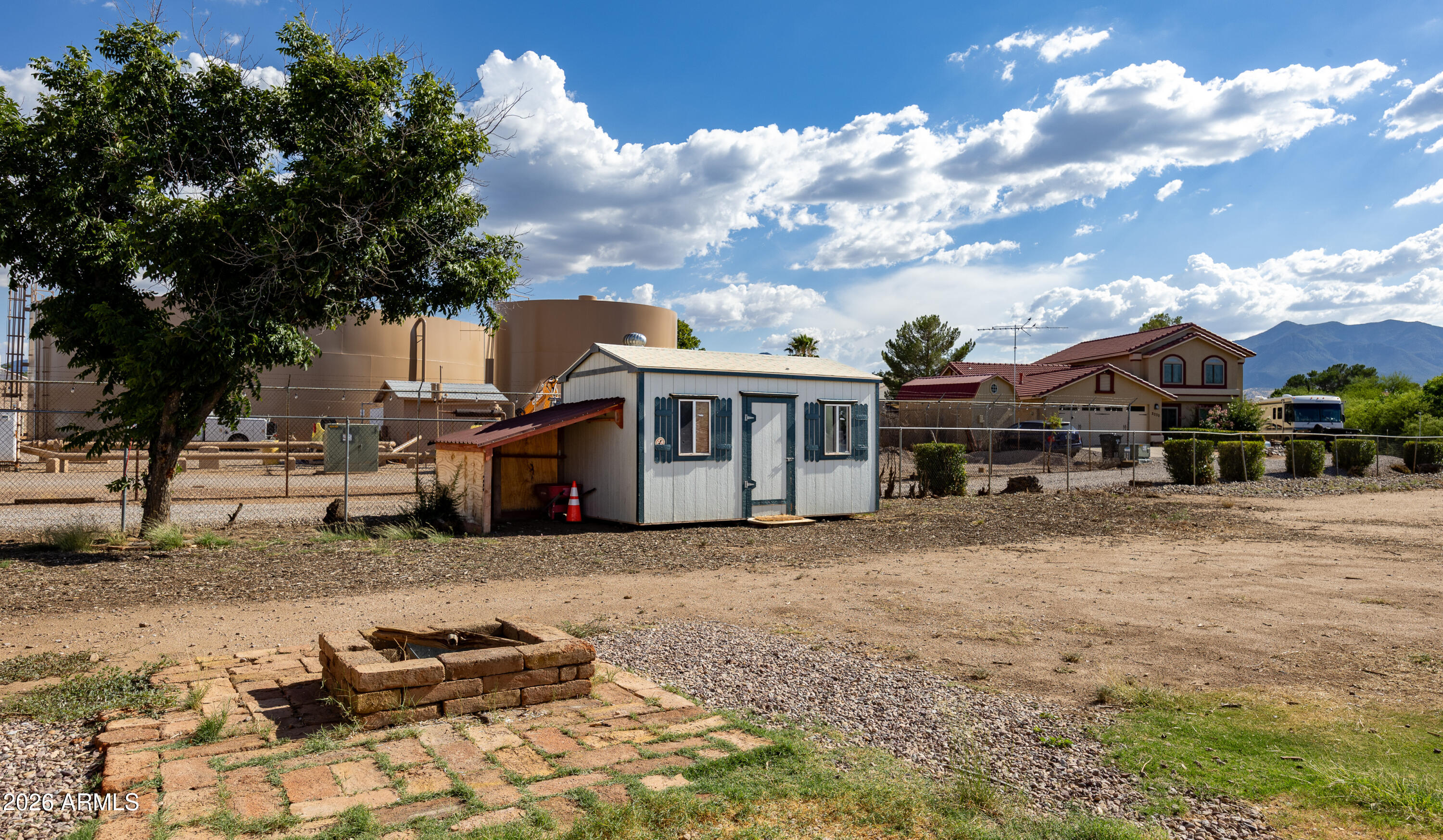 TOWN & COUNTRY ESTATES 4 - Residential