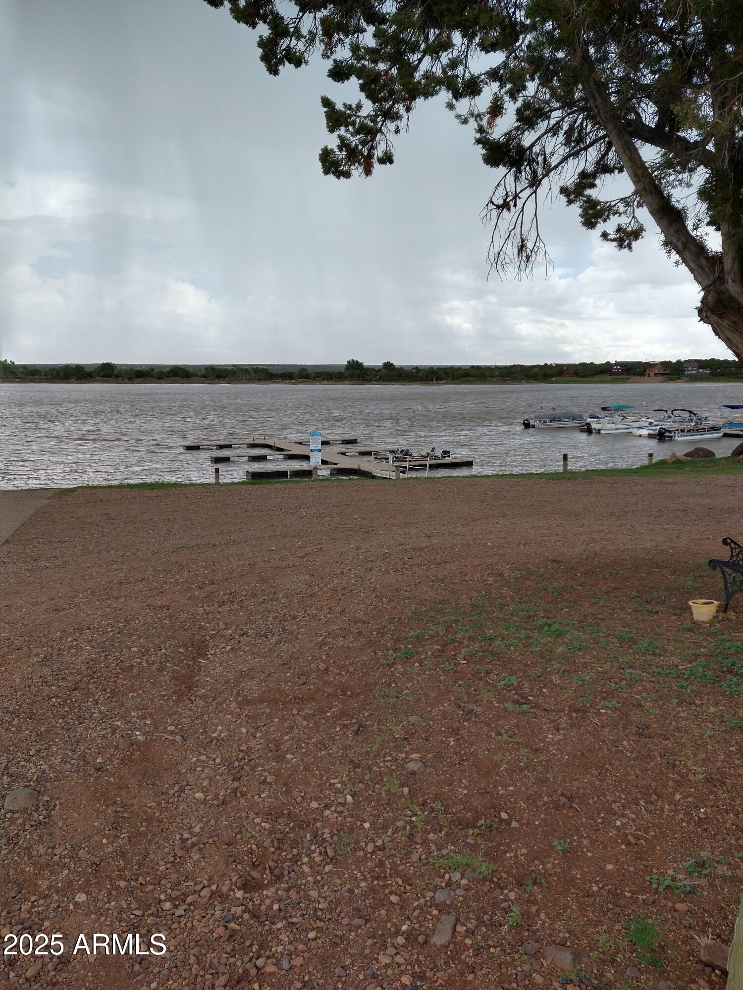 WHITE MOUNTAIN LAKES UNIT 3 - Land