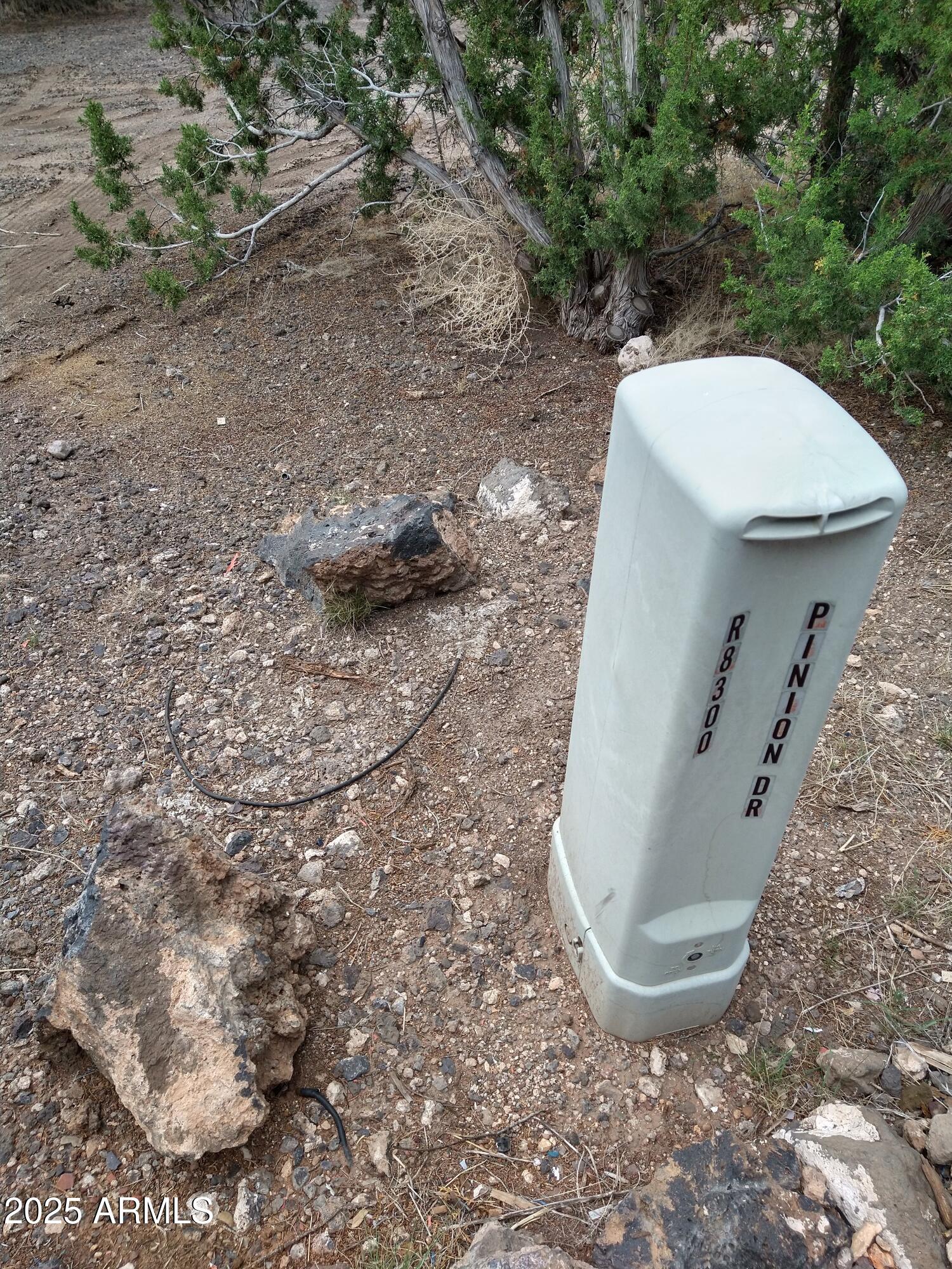 WHITE MOUNTAIN LAKES UNIT 3 - Land