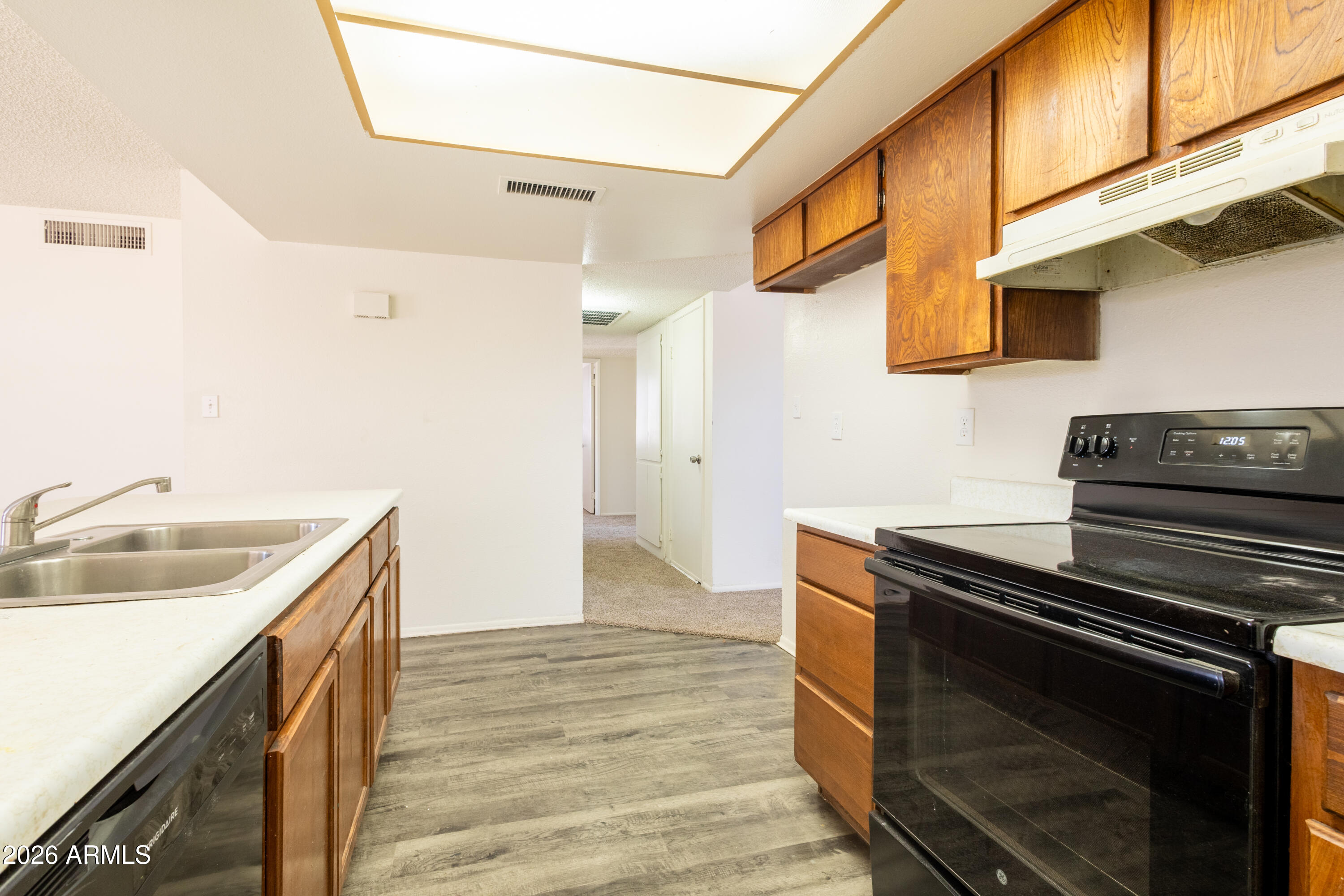 ARIZONA HOMES NO. 2 - Residential
