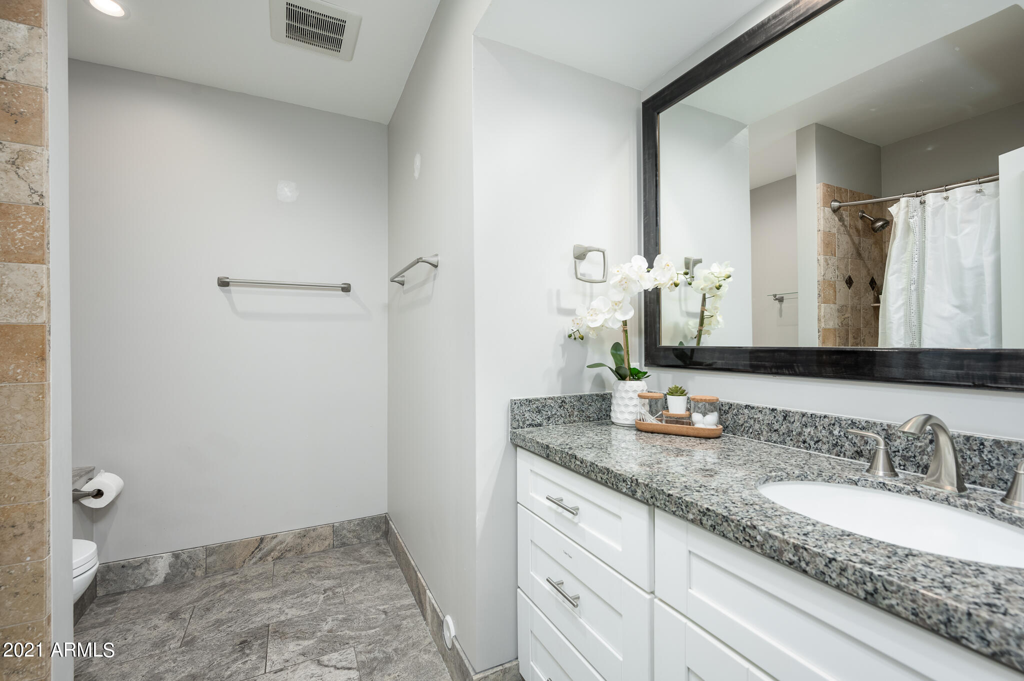 LINCOLN HEIGHTS 8, 12-25, 31-44 - Residential