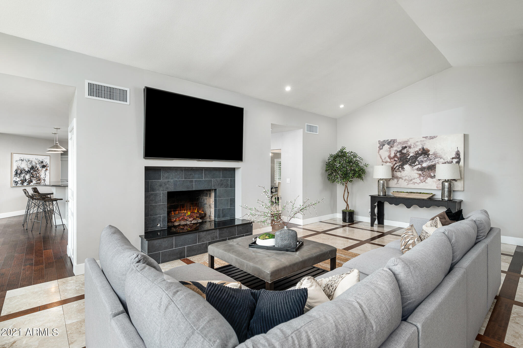 LINCOLN HEIGHTS 8, 12-25, 31-44 - Residential