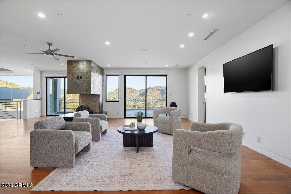 TATUM CANYON - Residential