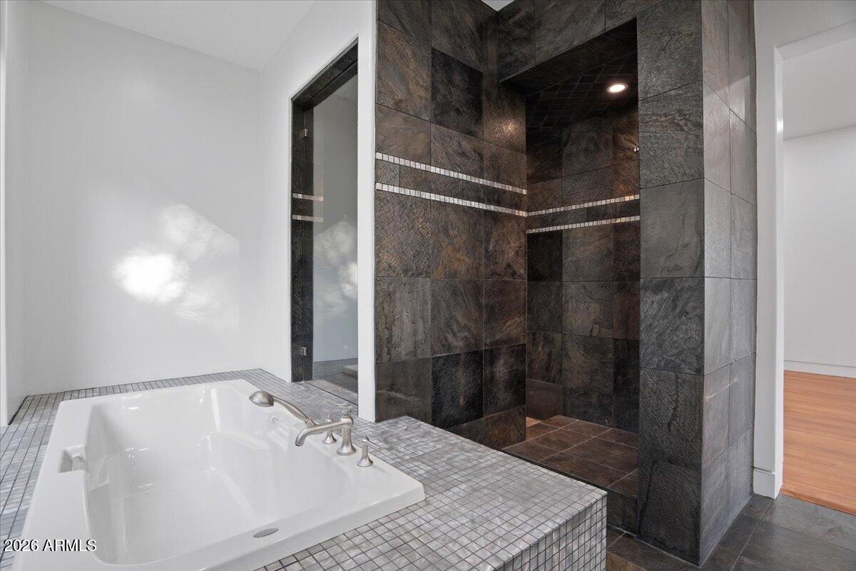 TATUM CANYON - Residential