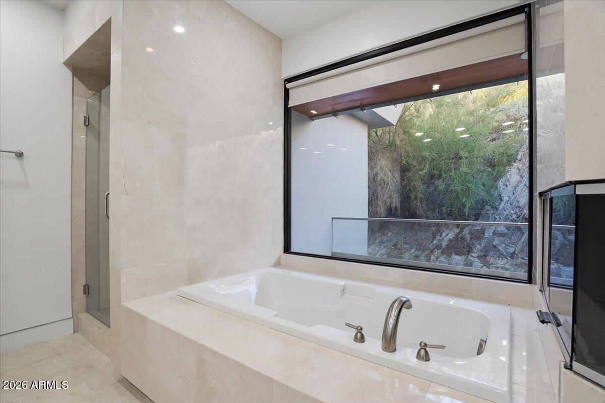 TATUM CANYON - Residential