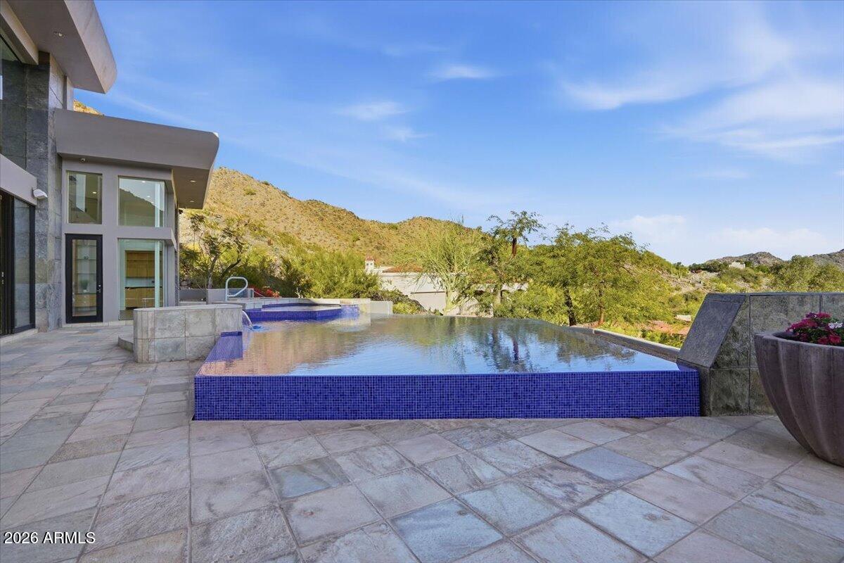 TATUM CANYON - Residential