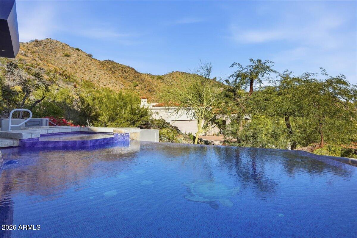 TATUM CANYON - Residential