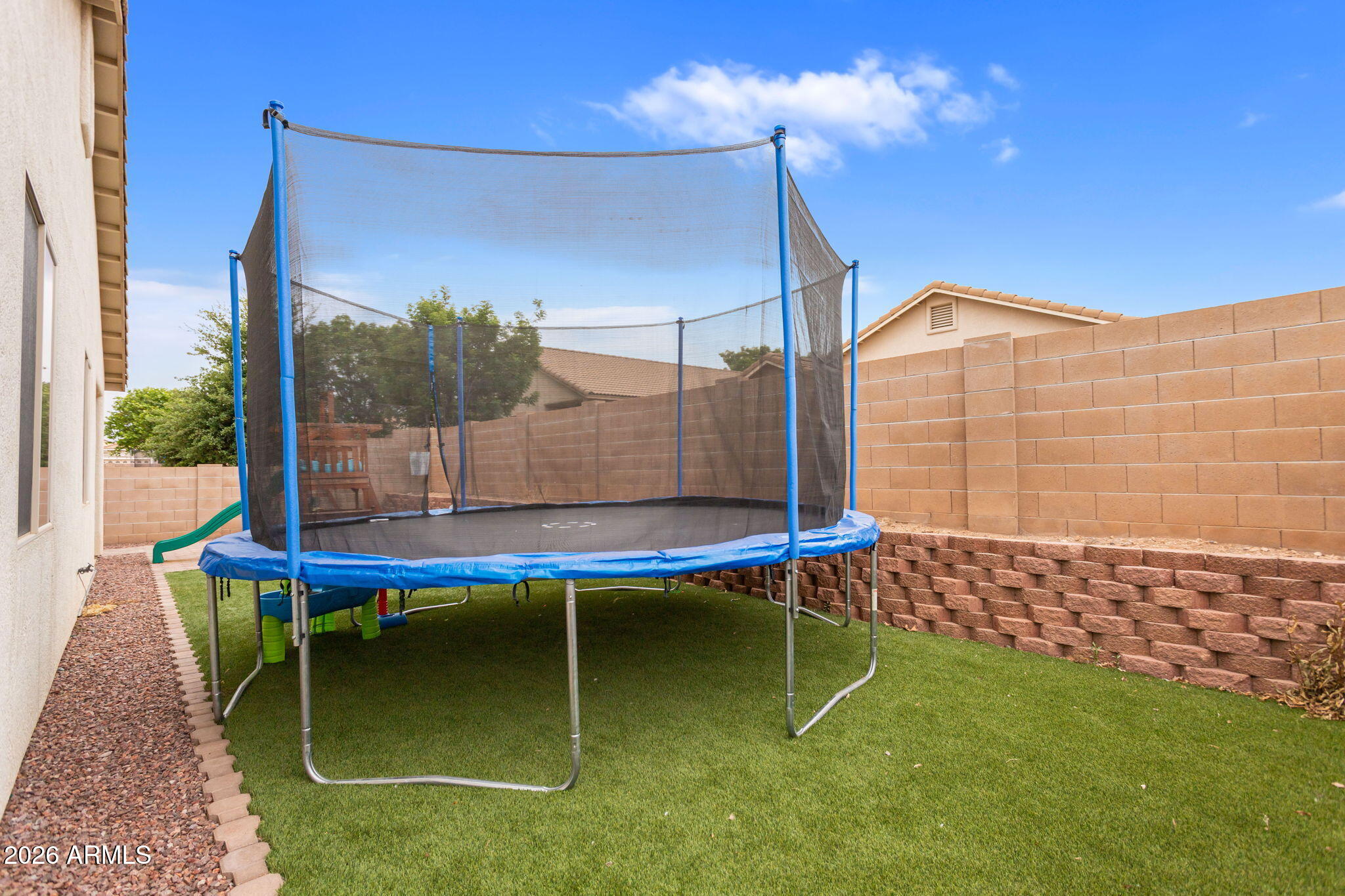 CAMPSTONE - Residential