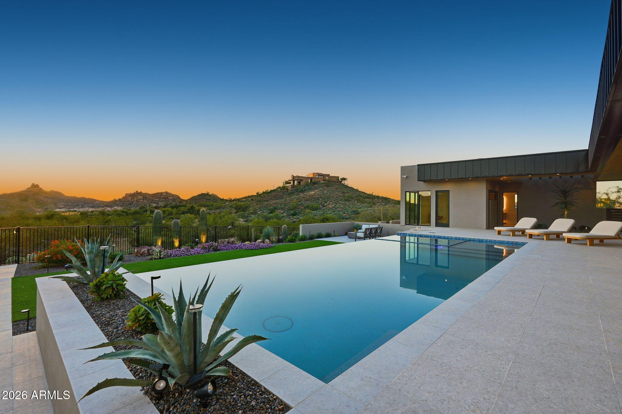PINNACLE VISTA - Residential