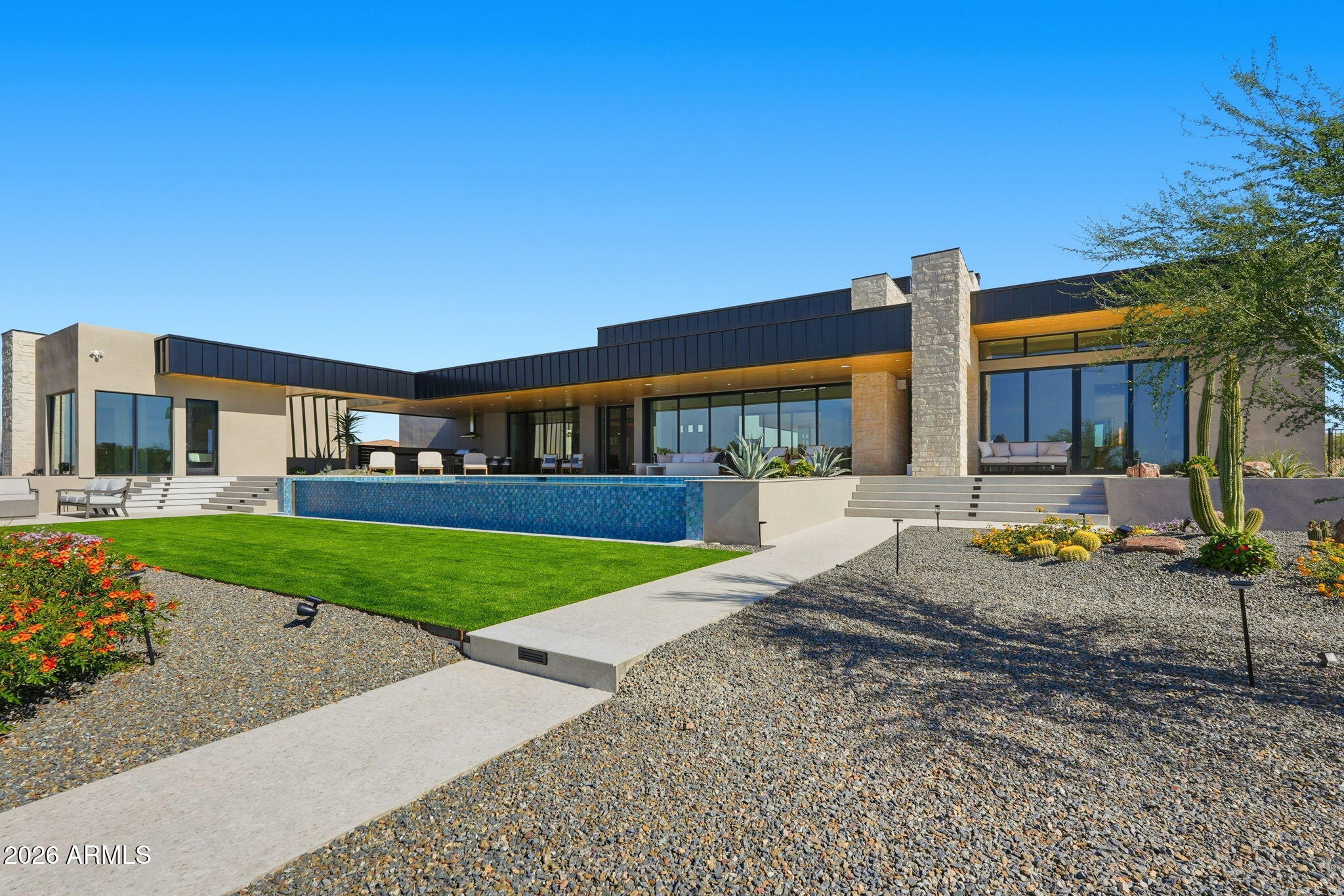 PINNACLE VISTA - Residential