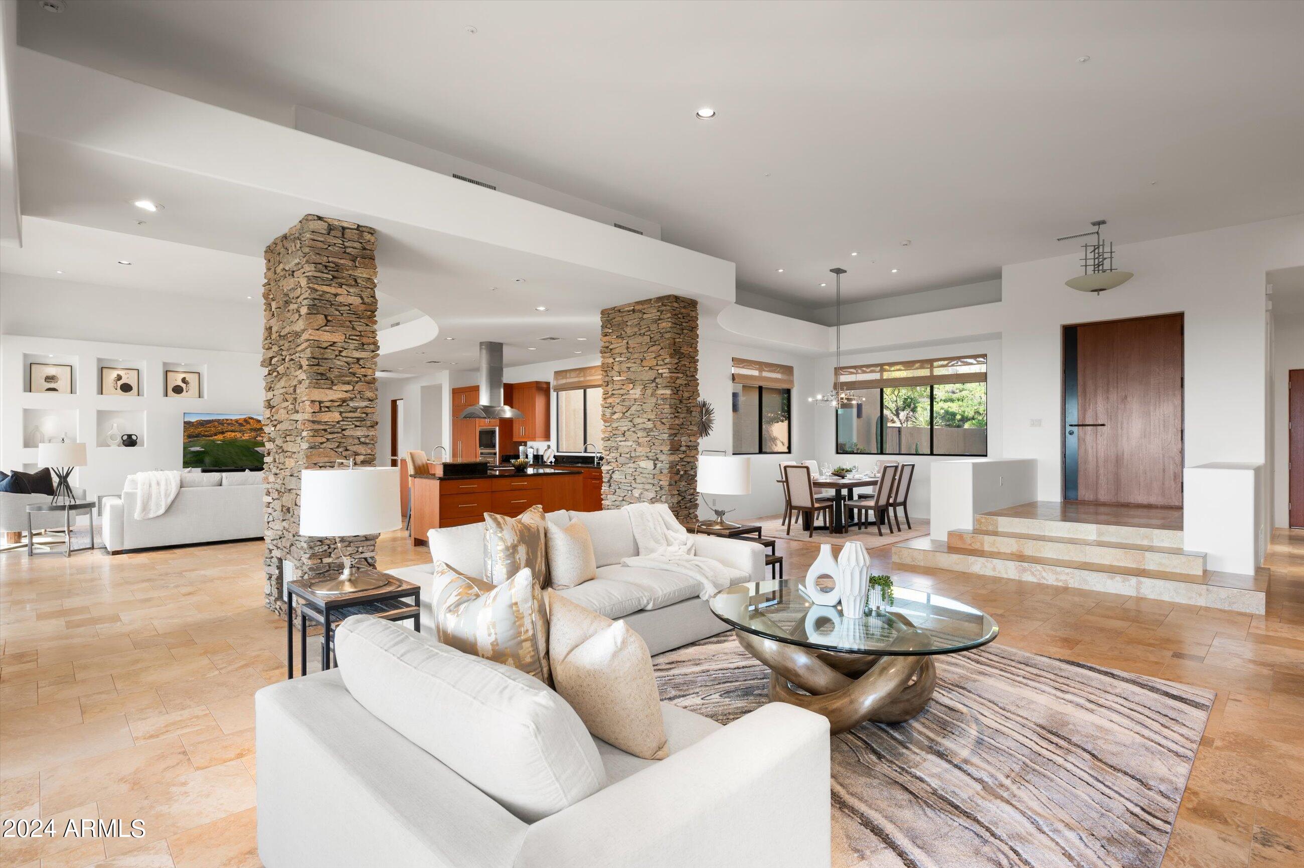 DESERT MOUNTAIN - Residential