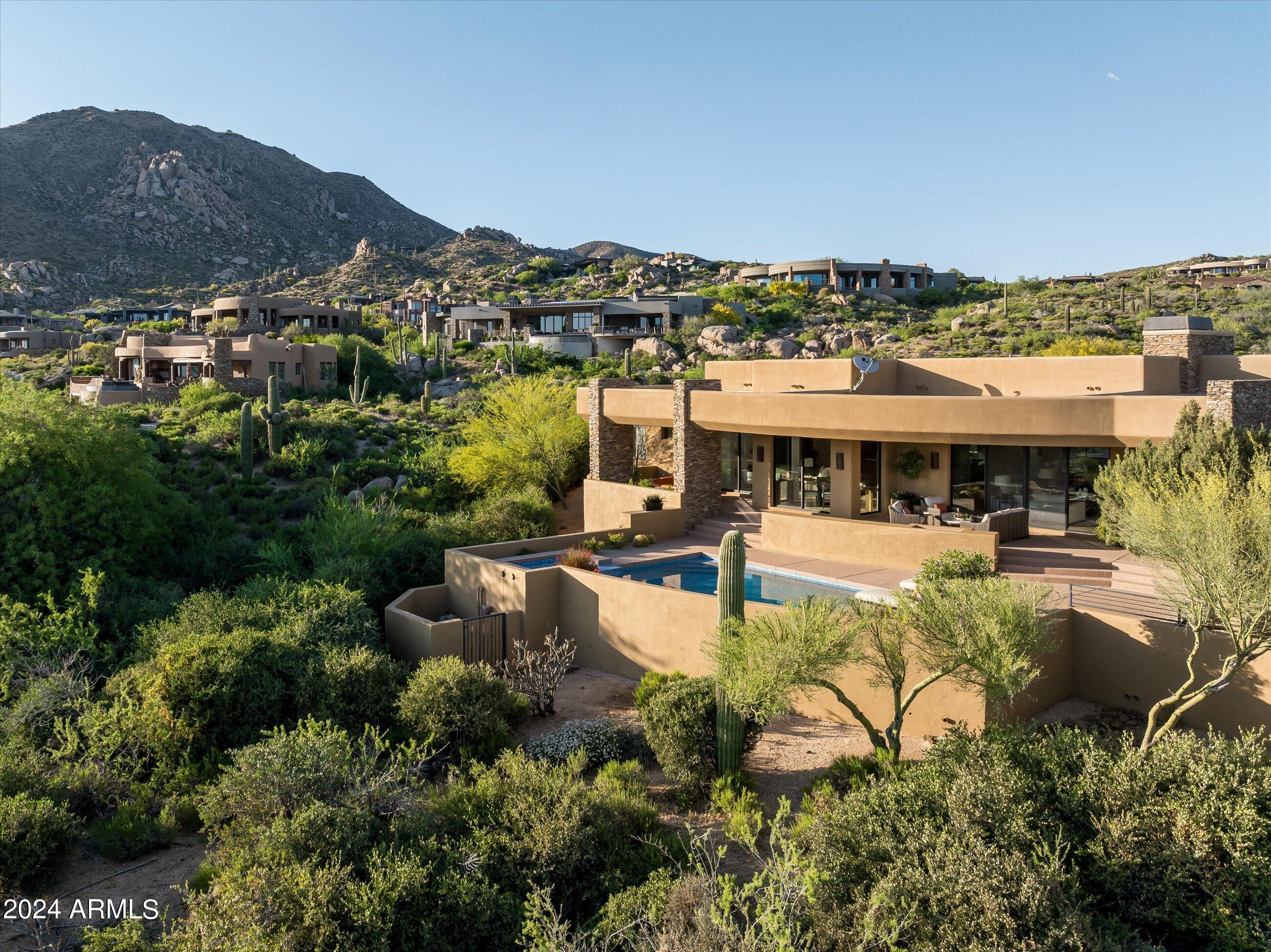 DESERT MOUNTAIN - Residential