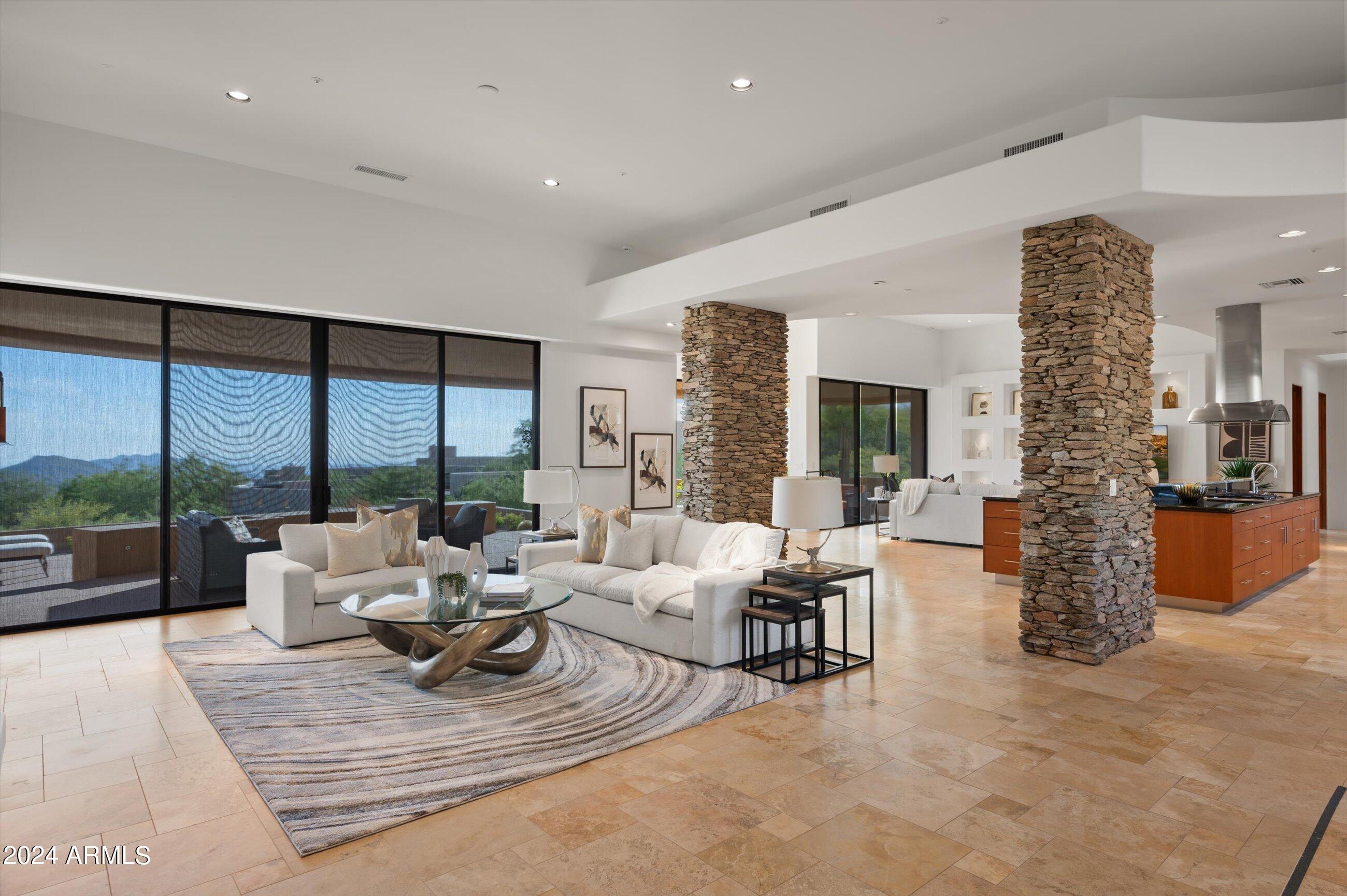 DESERT MOUNTAIN - Residential