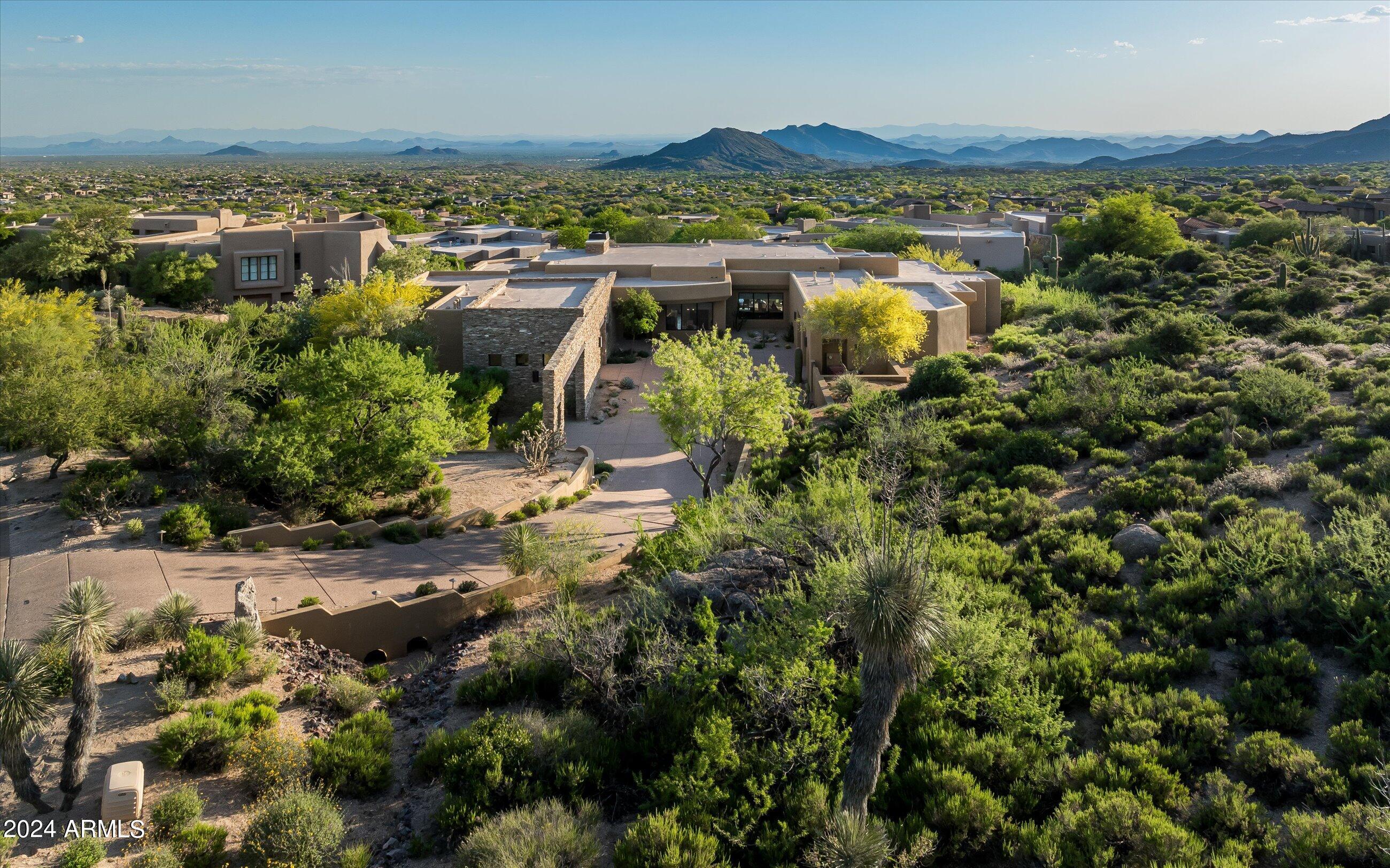 DESERT MOUNTAIN - Residential
