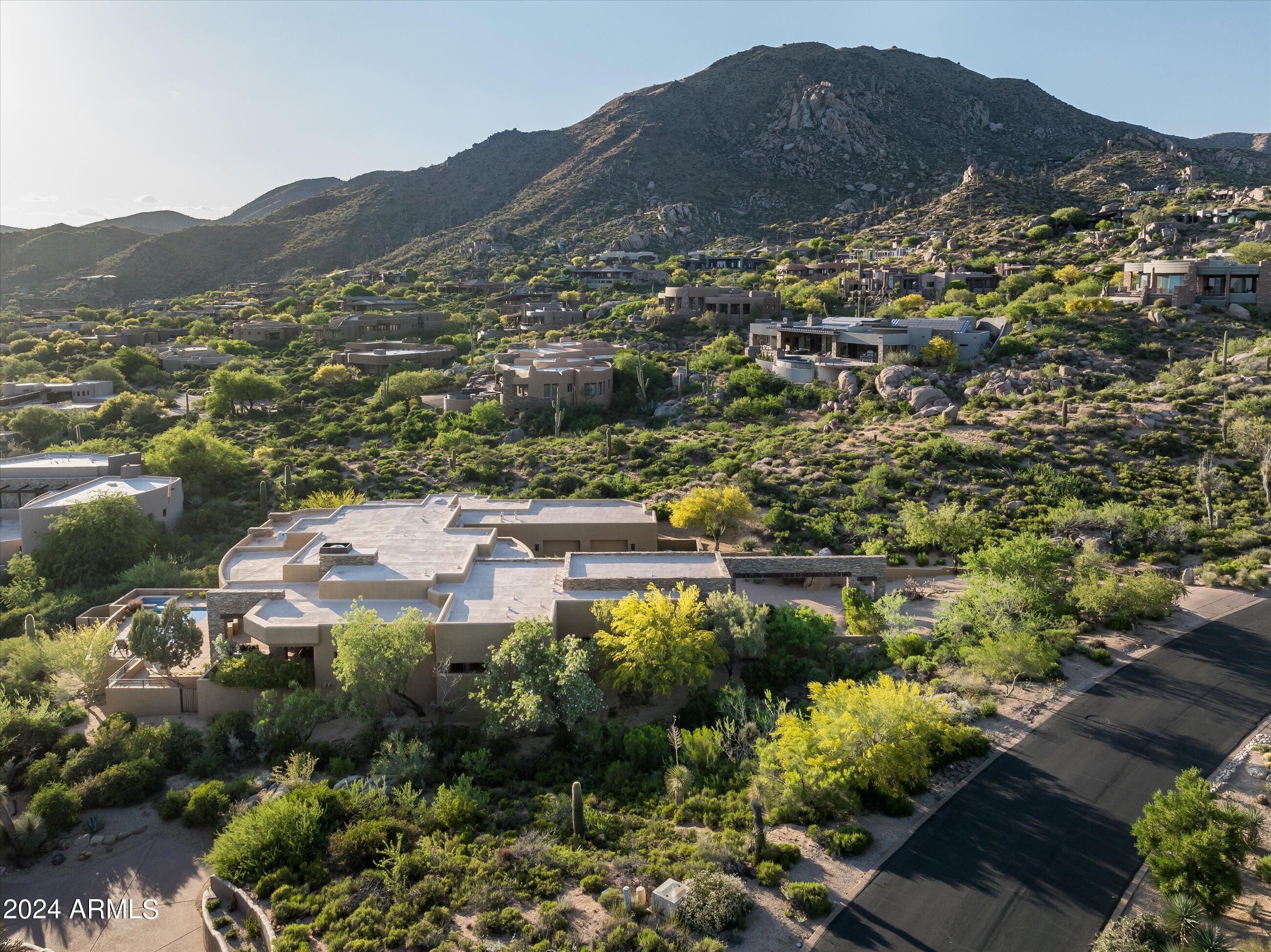 DESERT MOUNTAIN - Residential