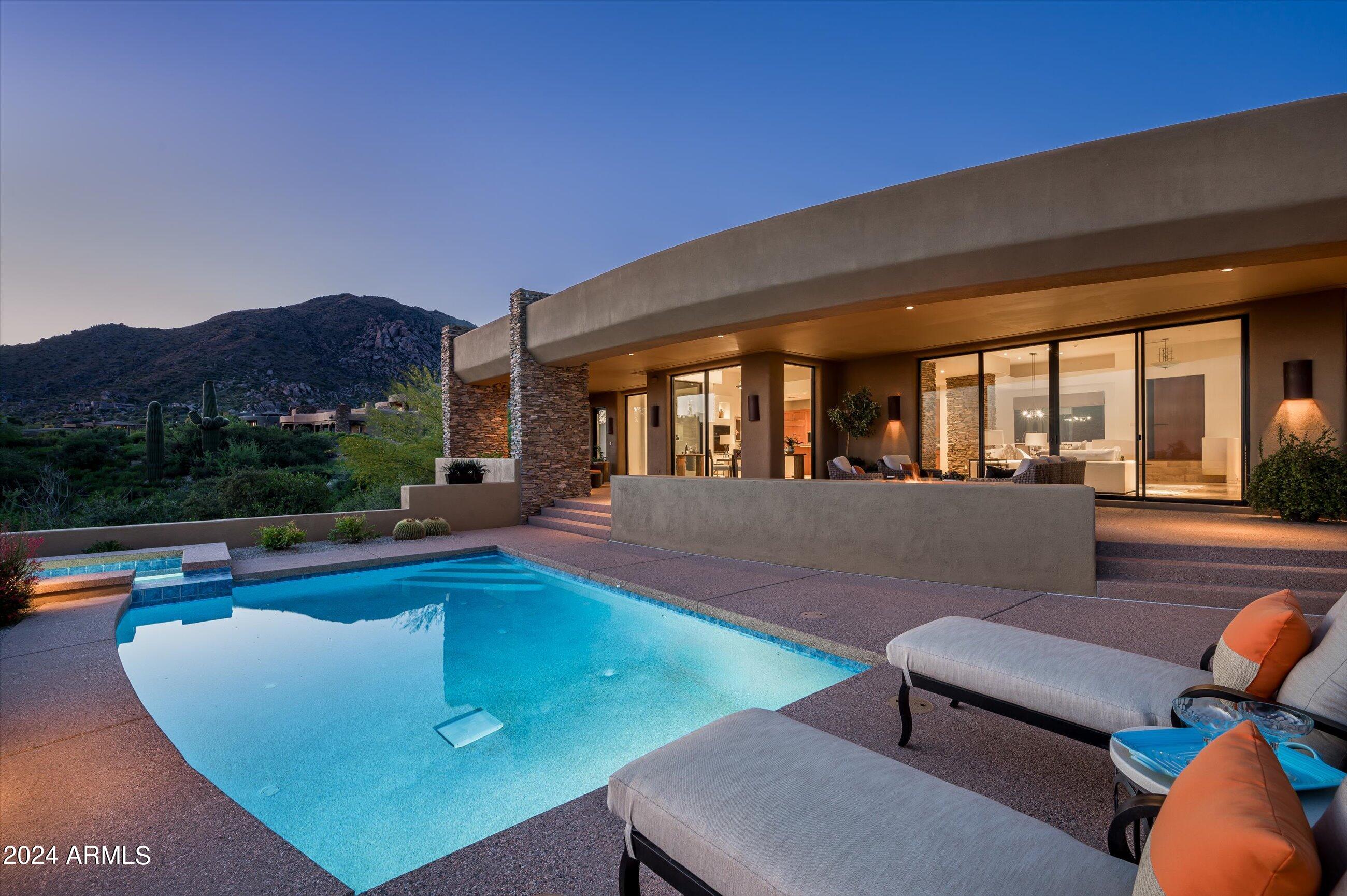 DESERT MOUNTAIN - Residential