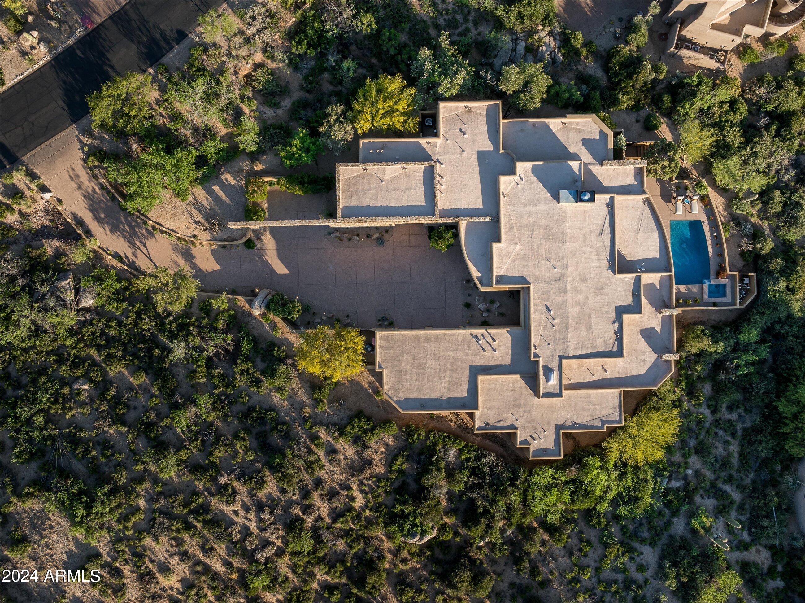 DESERT MOUNTAIN - Residential