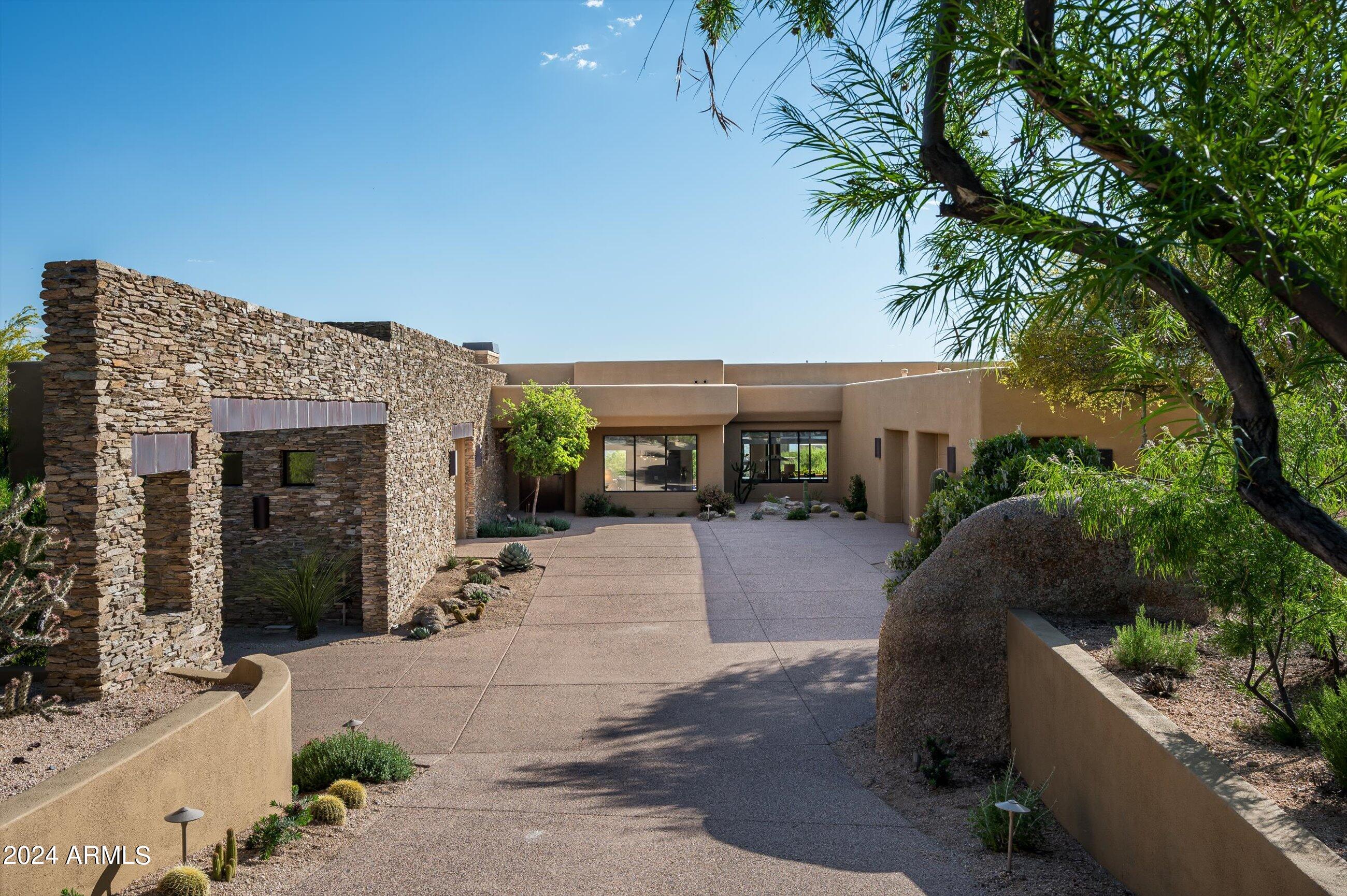 DESERT MOUNTAIN - Residential