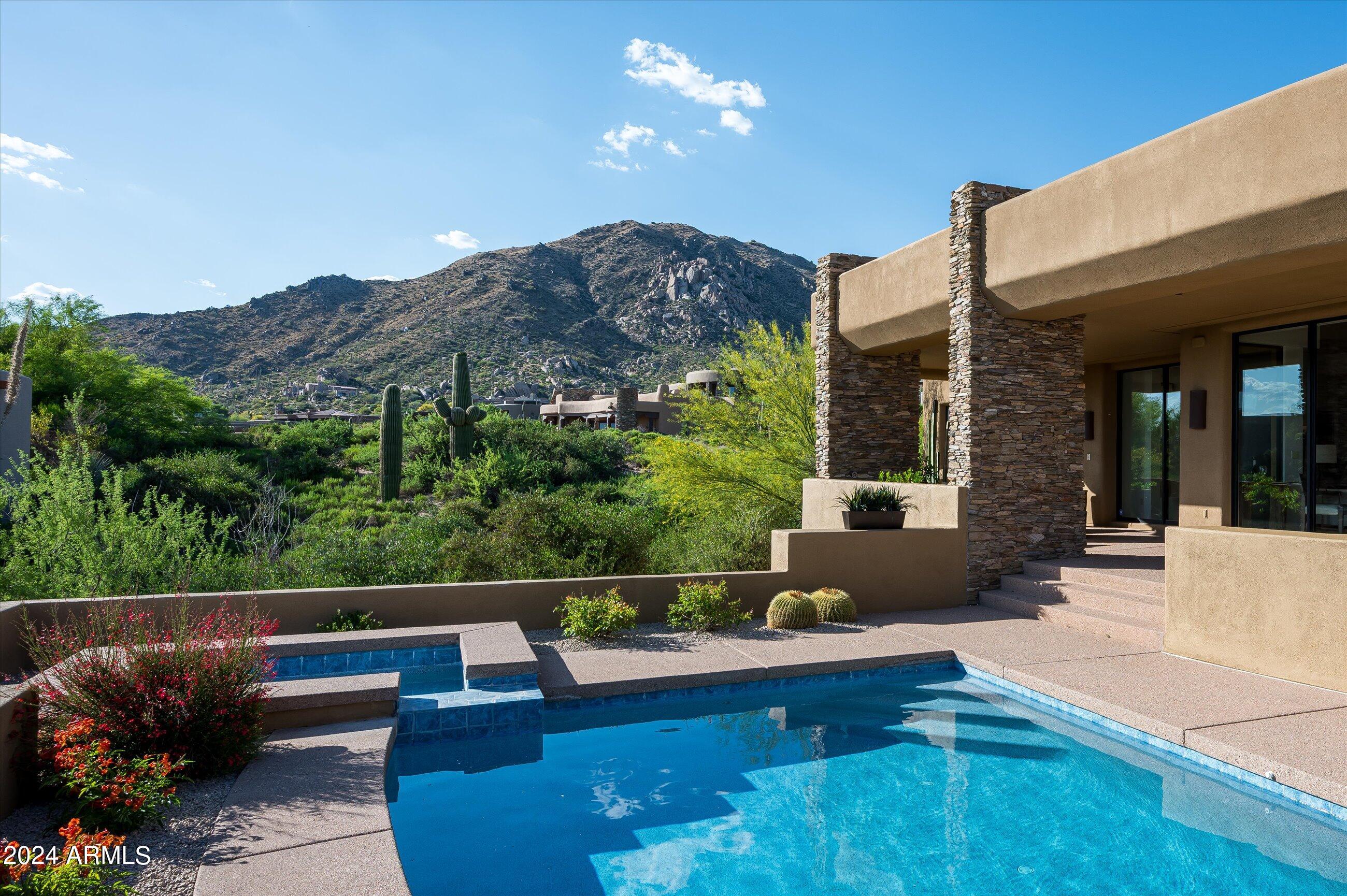 DESERT MOUNTAIN - Residential