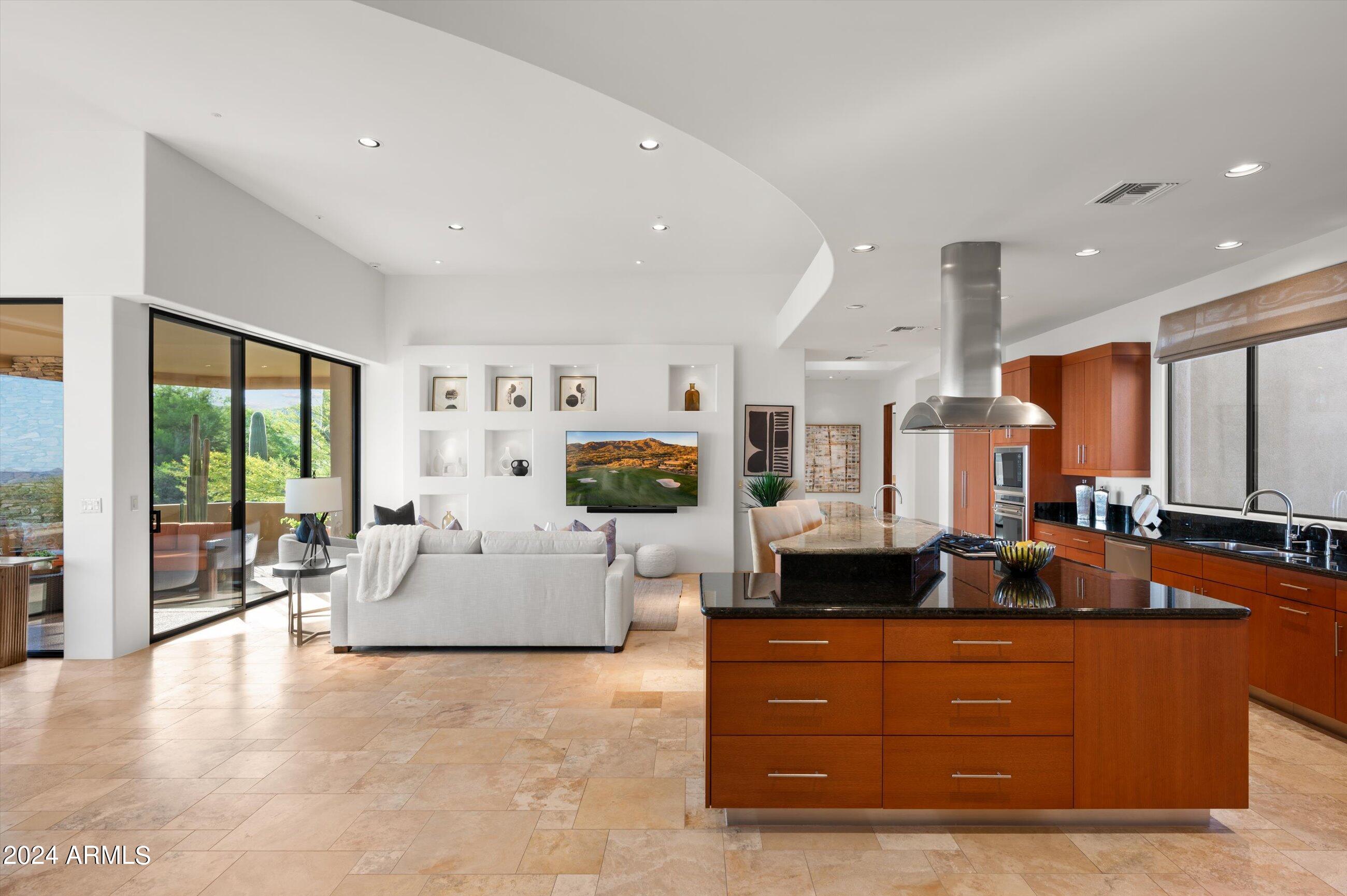 DESERT MOUNTAIN - Residential