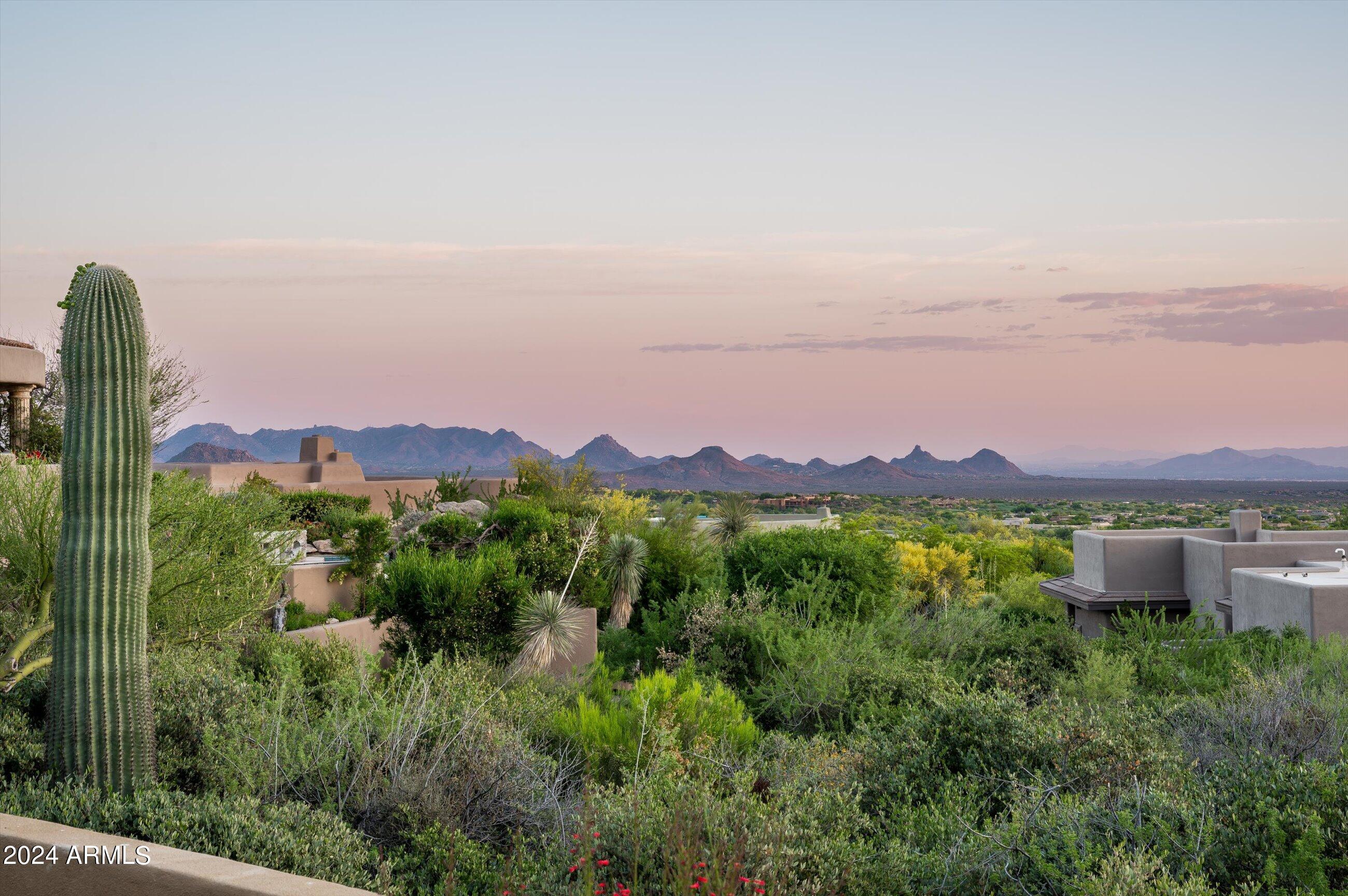 DESERT MOUNTAIN - Residential