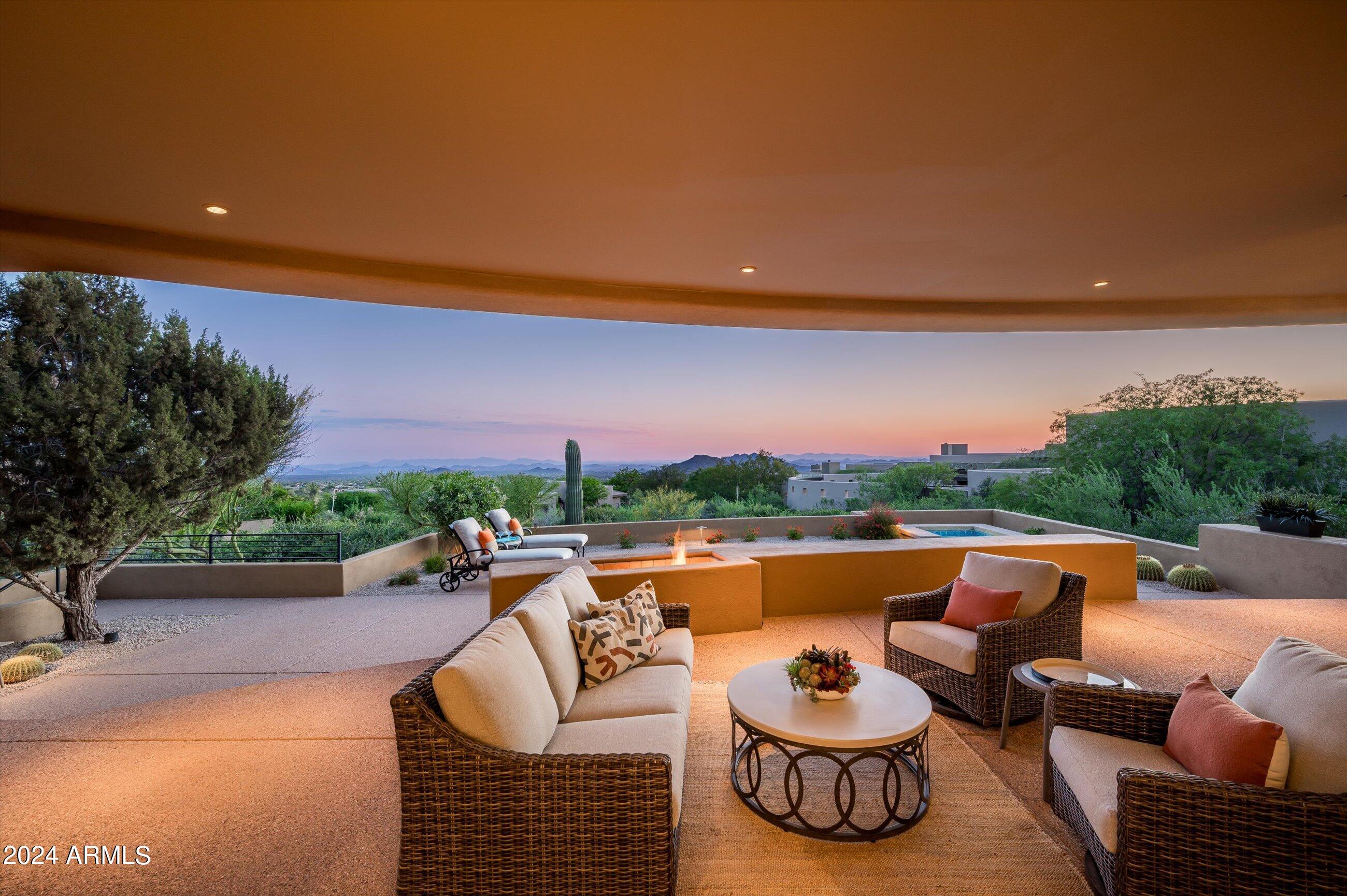 DESERT MOUNTAIN - Residential