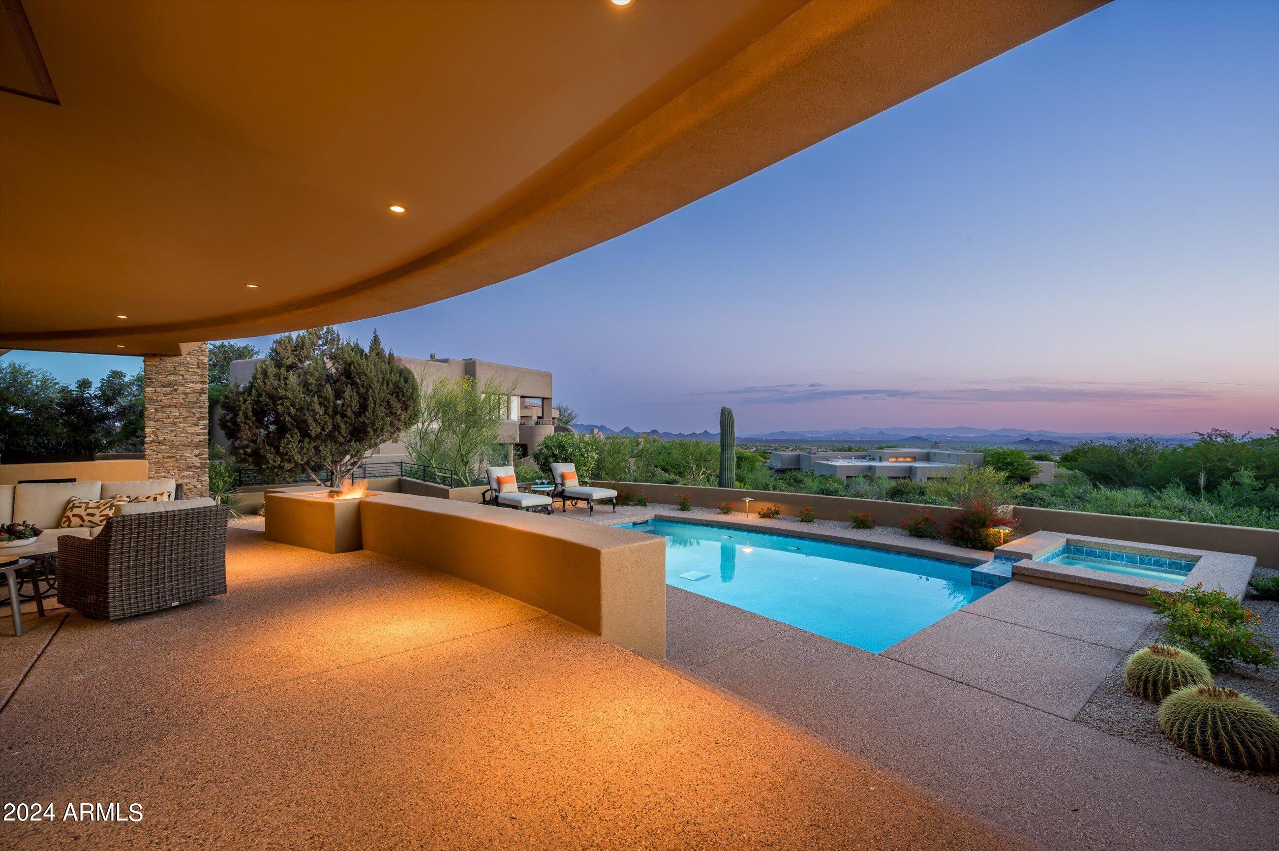 DESERT MOUNTAIN - Residential