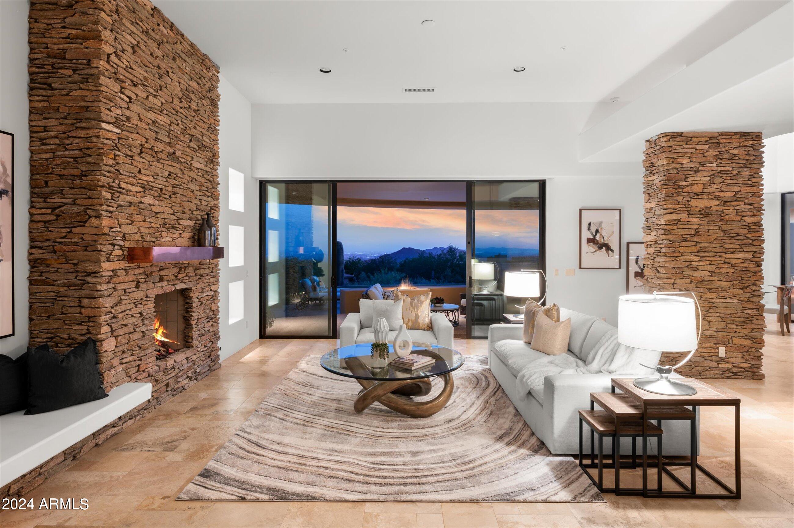 DESERT MOUNTAIN - Residential