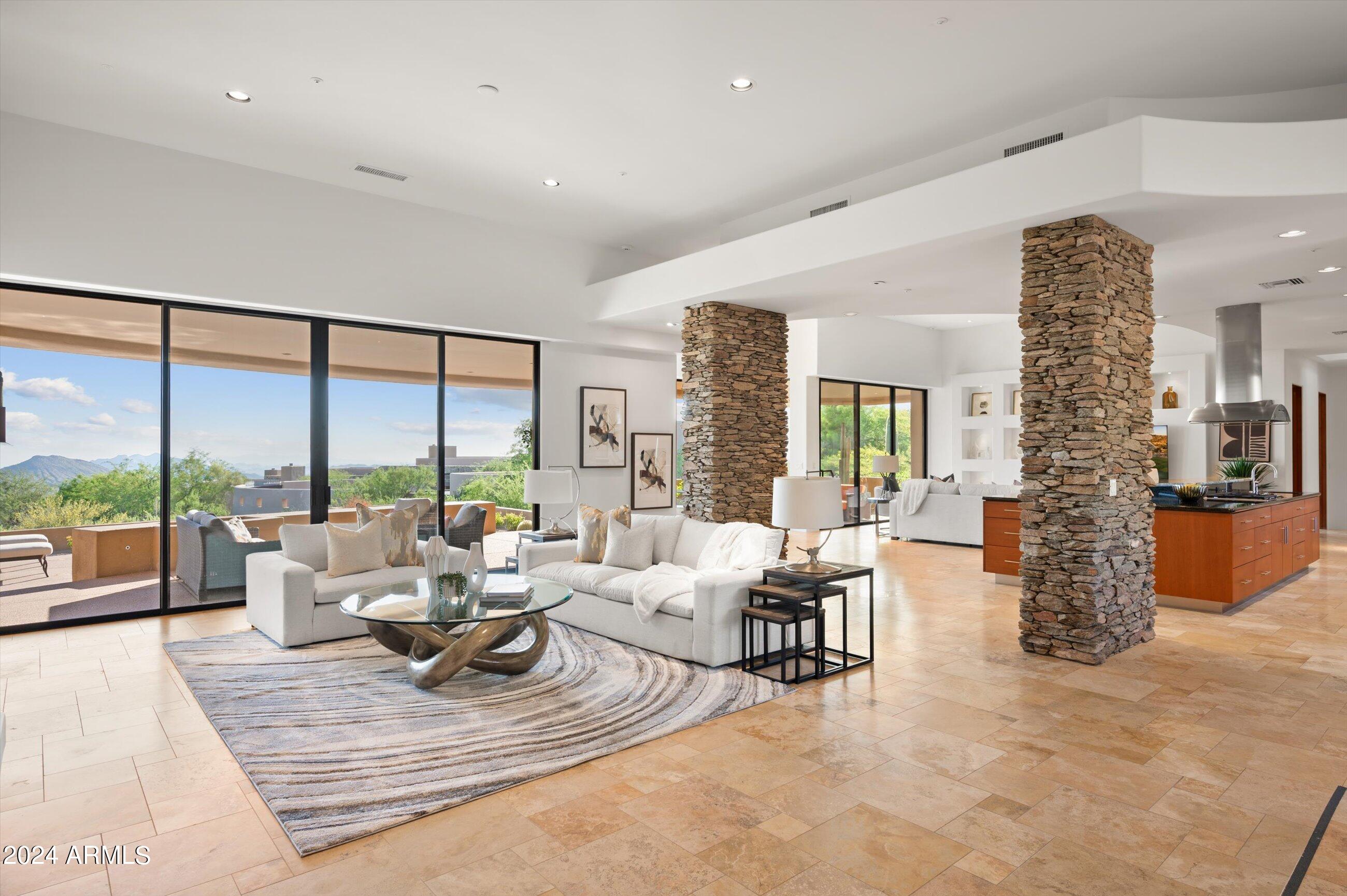 DESERT MOUNTAIN - Residential