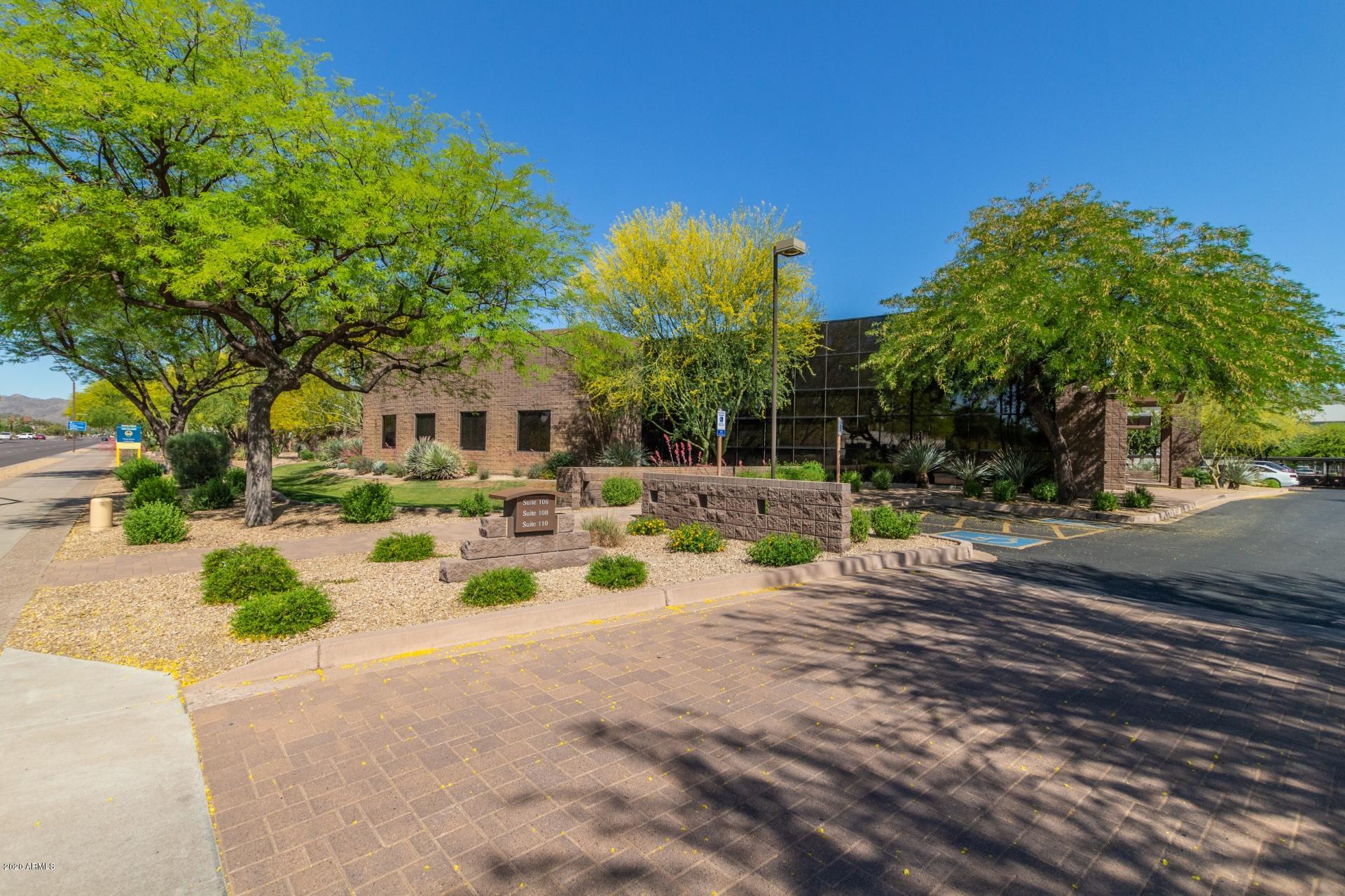 ROOSEVELT COMMERCE PARK - Commercial Sale