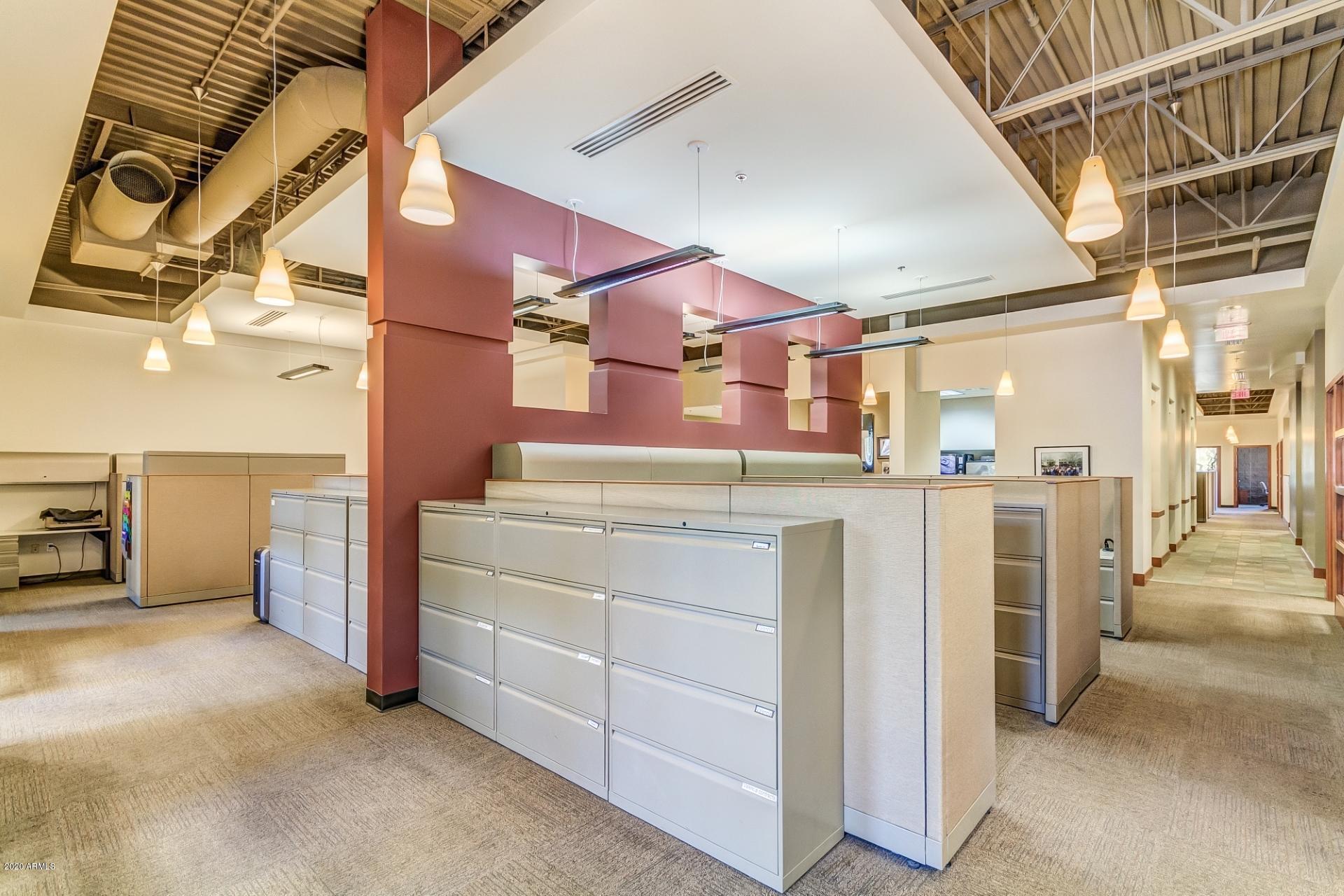 ROOSEVELT COMMERCE PARK - Commercial Sale