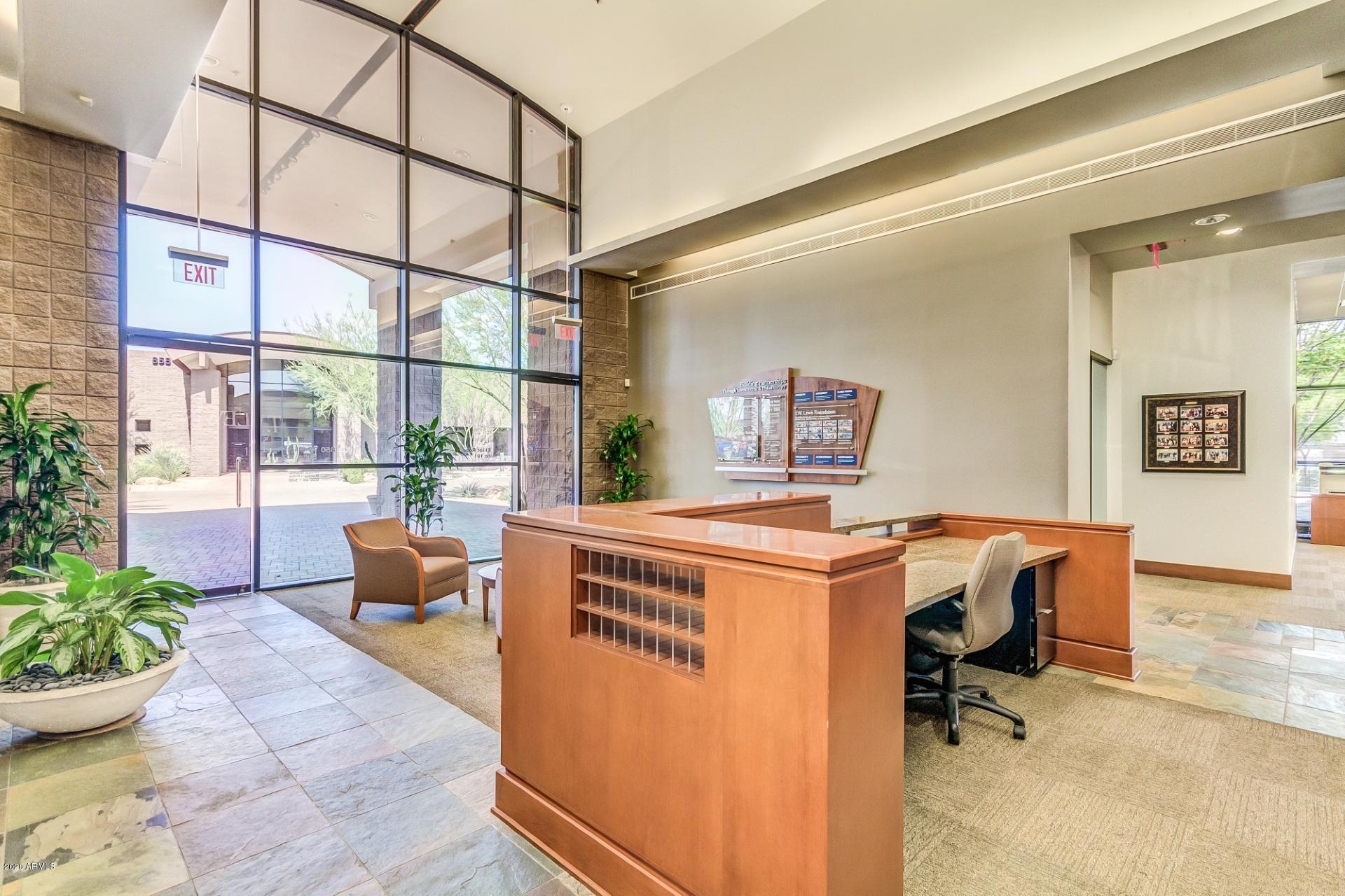 ROOSEVELT COMMERCE PARK - Commercial Sale