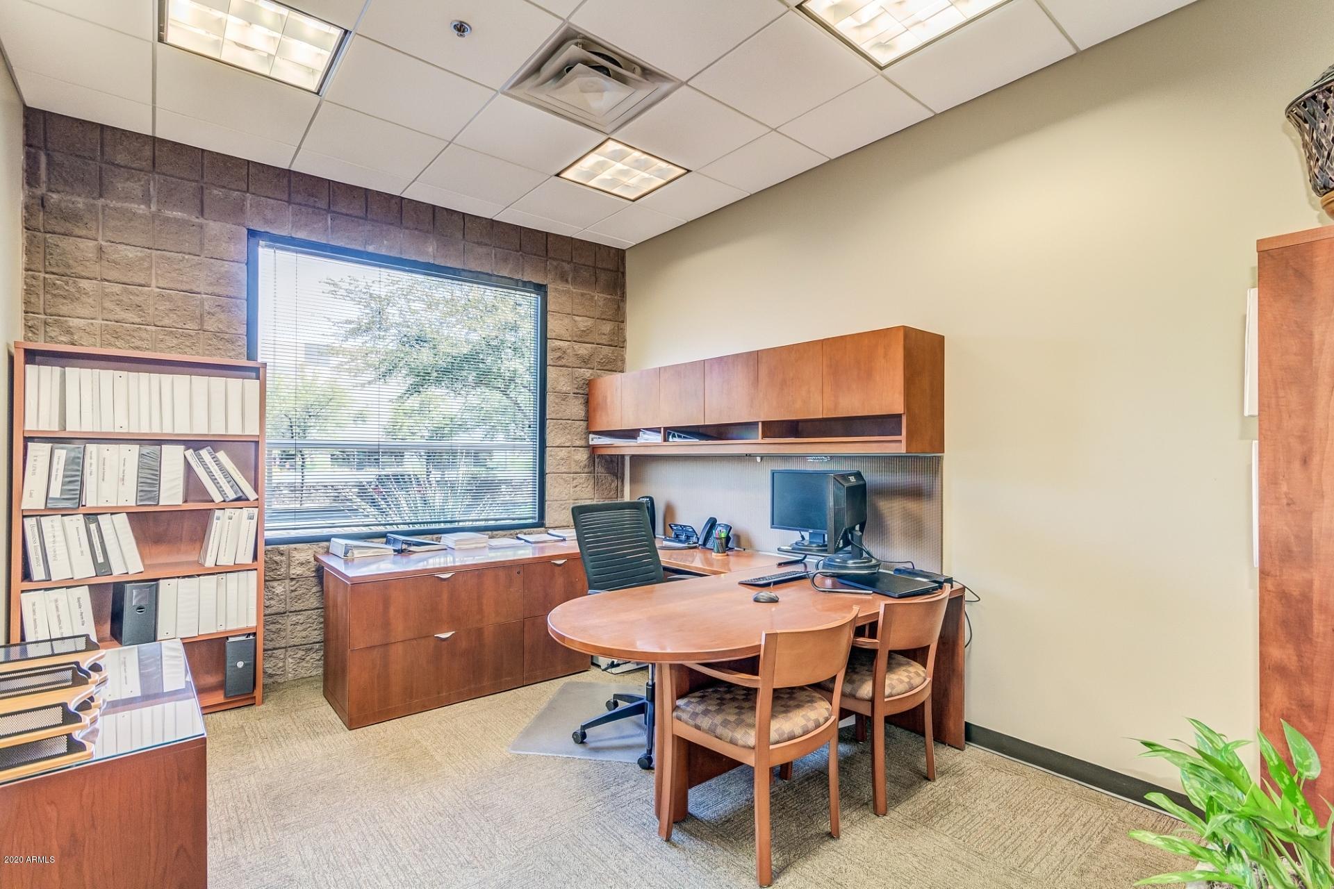 ROOSEVELT COMMERCE PARK - Commercial Sale