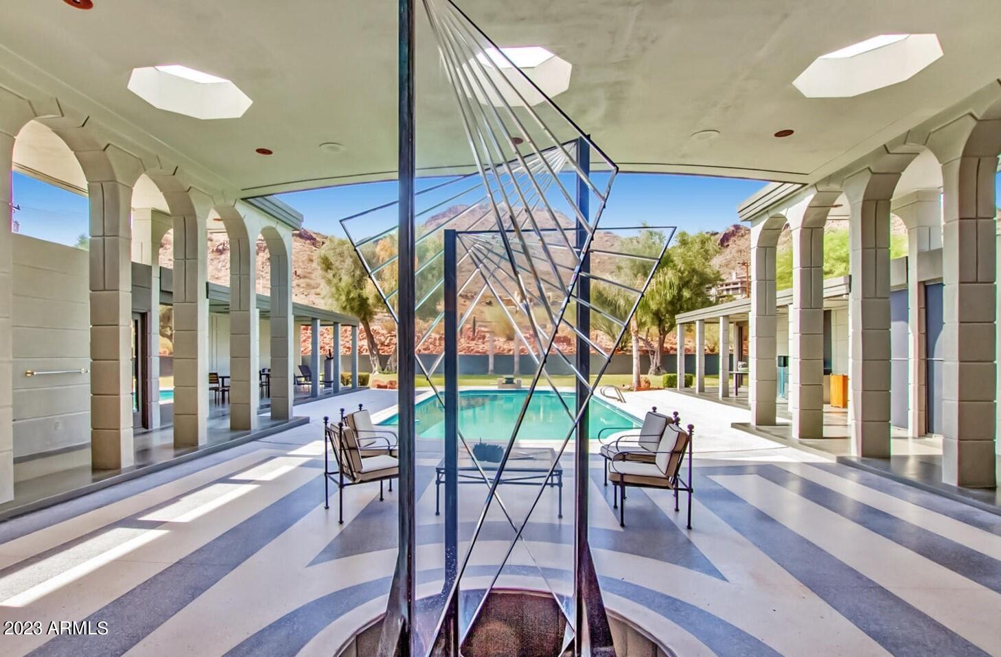 LINCOLN HEIGHTS - Residential