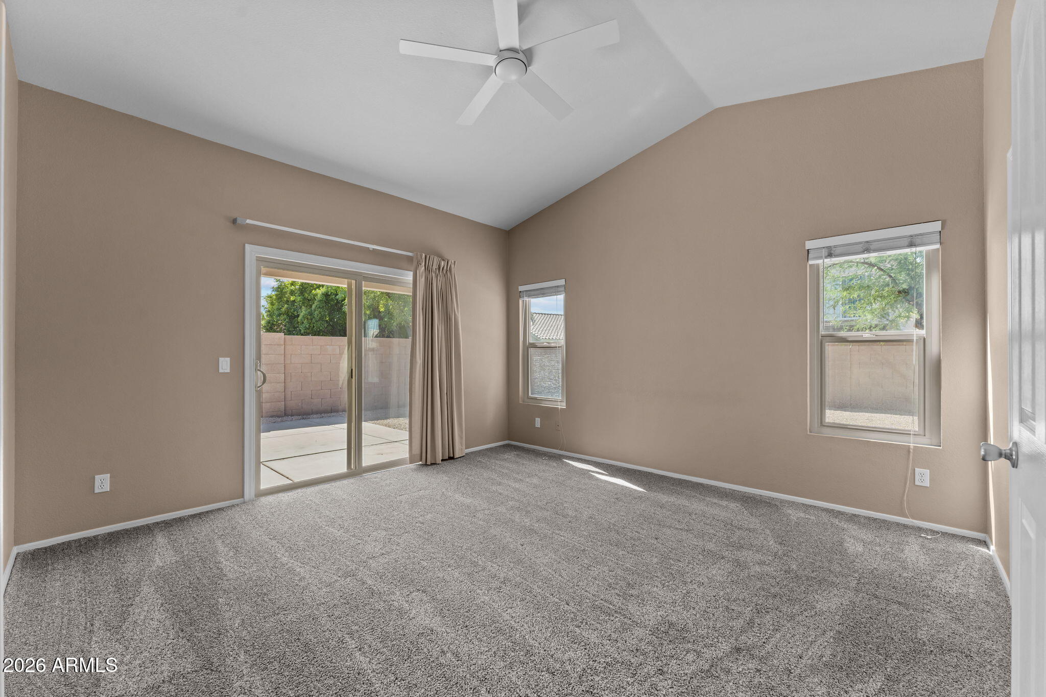 SILVERTON RANCH - Residential