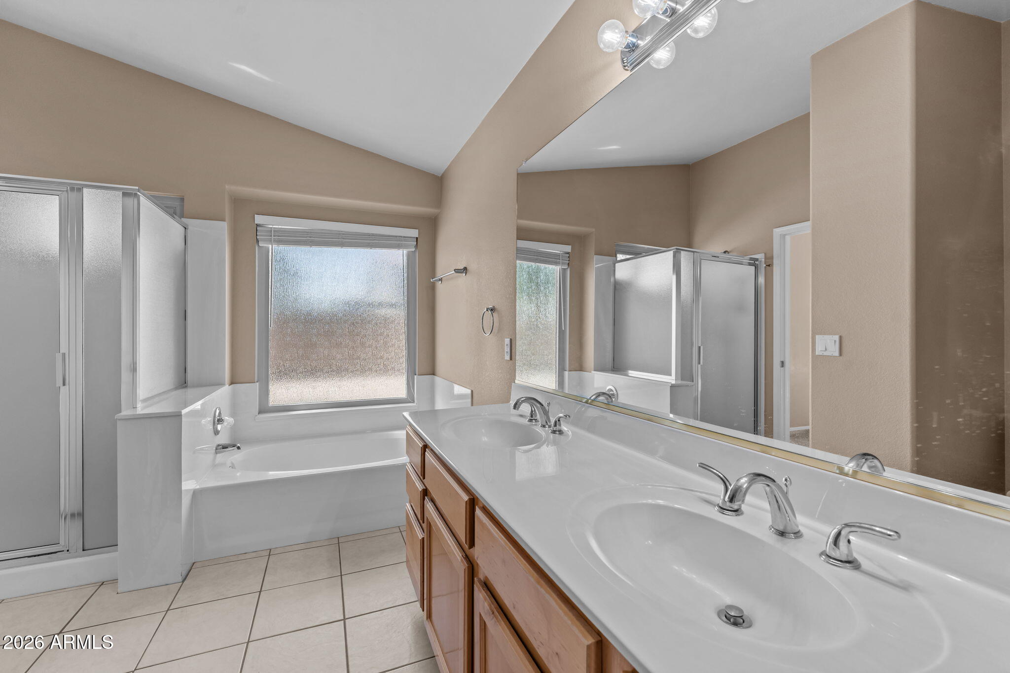 SILVERTON RANCH - Residential